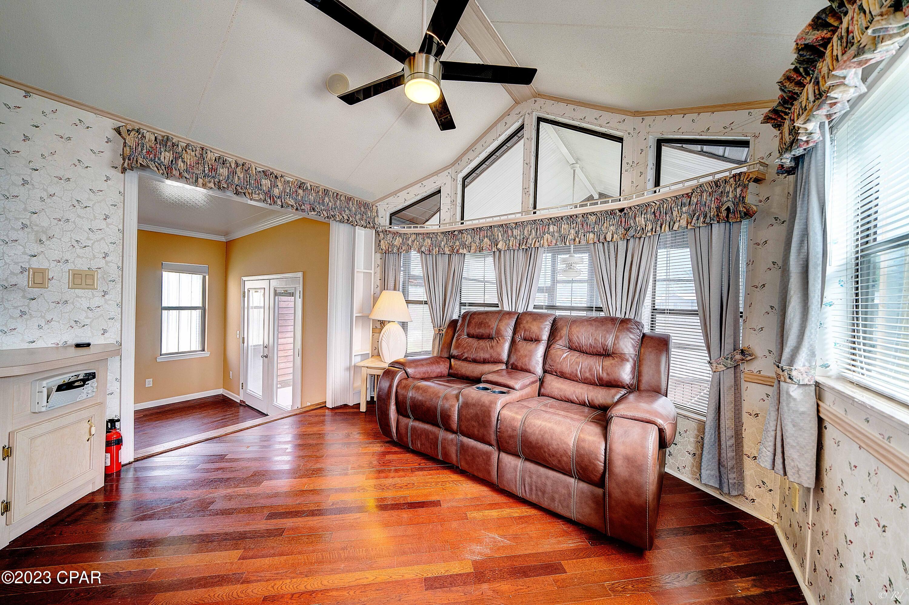 Emerald Pointe Resort - Residential