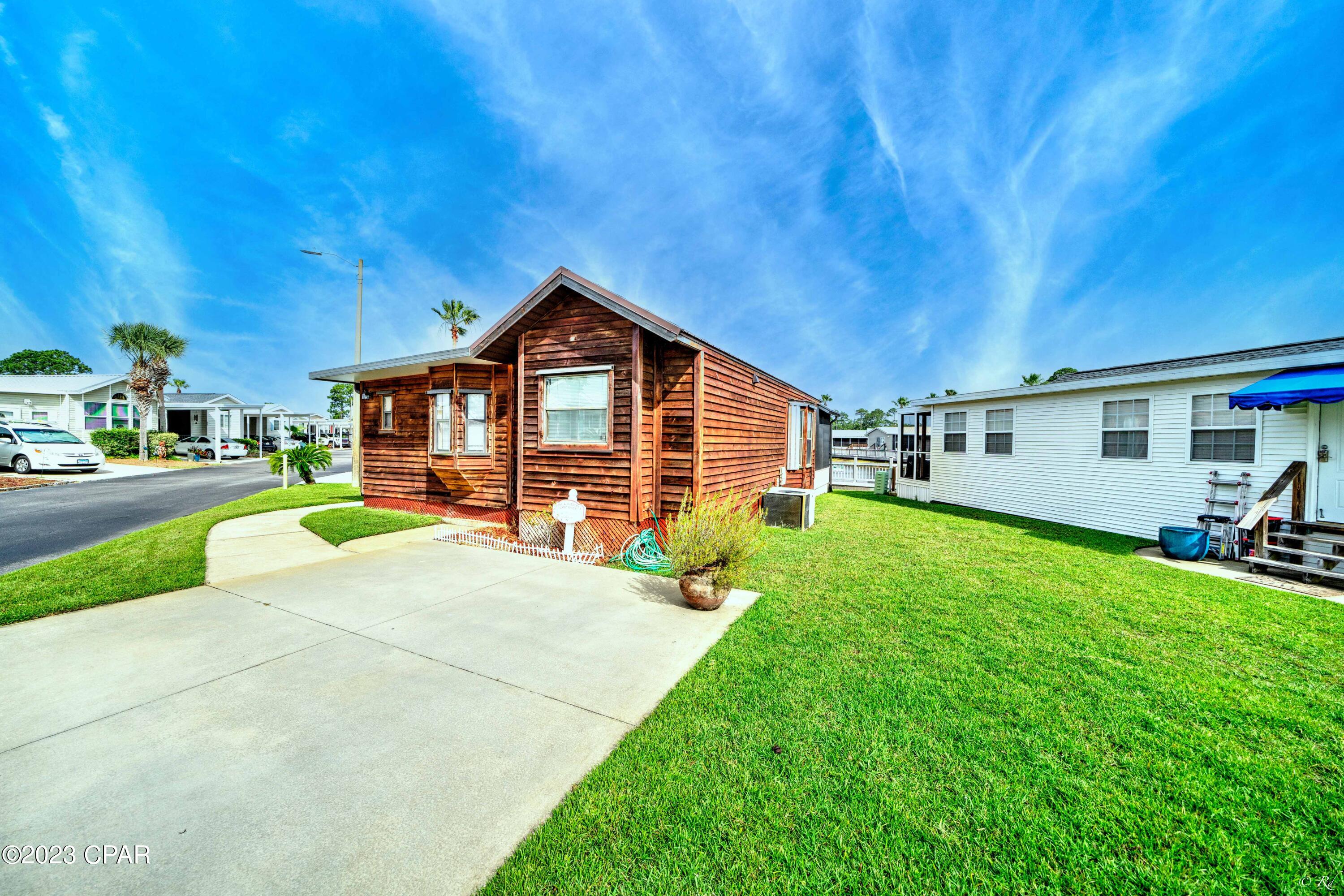 Emerald Pointe Resort - Residential