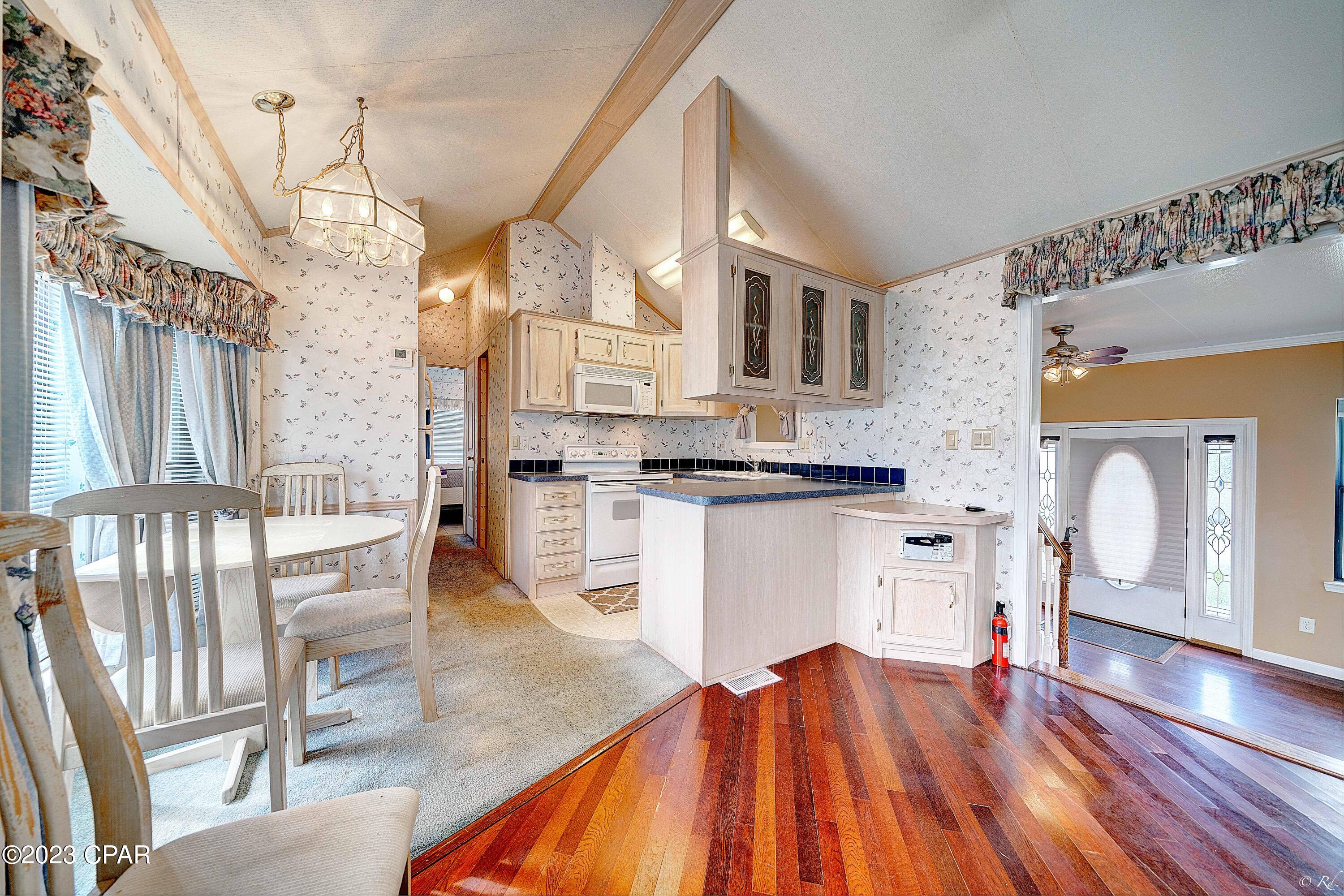 Emerald Pointe Resort - Residential