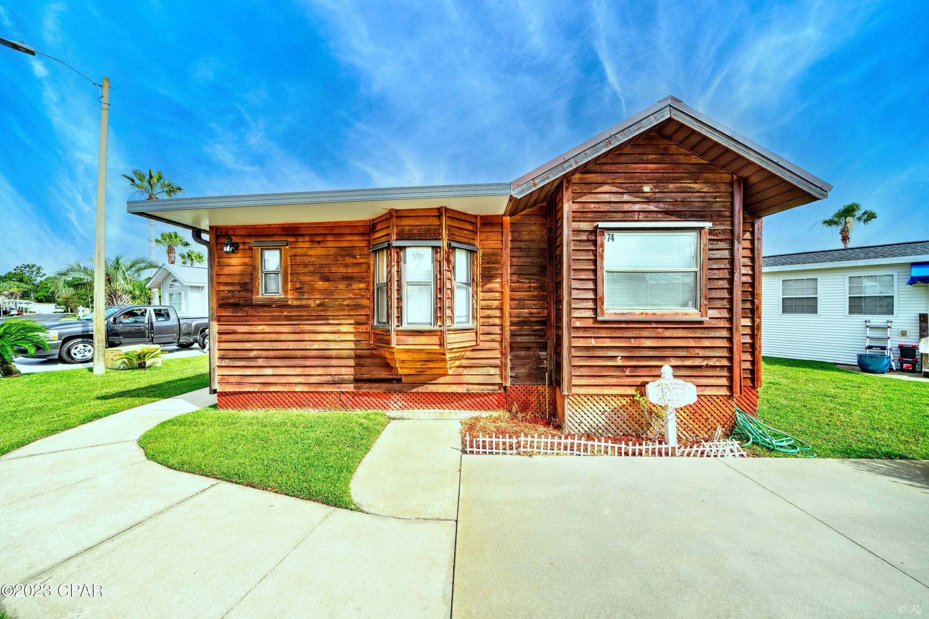 Emerald Pointe Resort - Residential