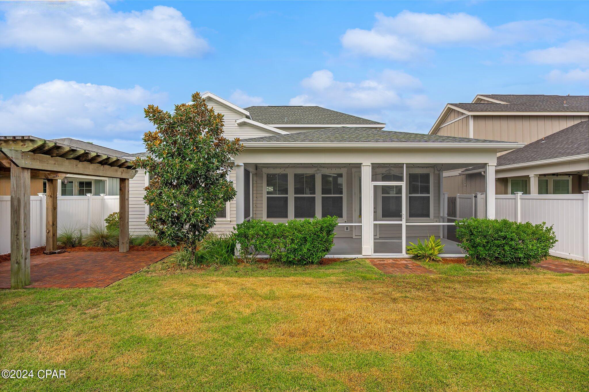 Sweetbay - Residential Lease