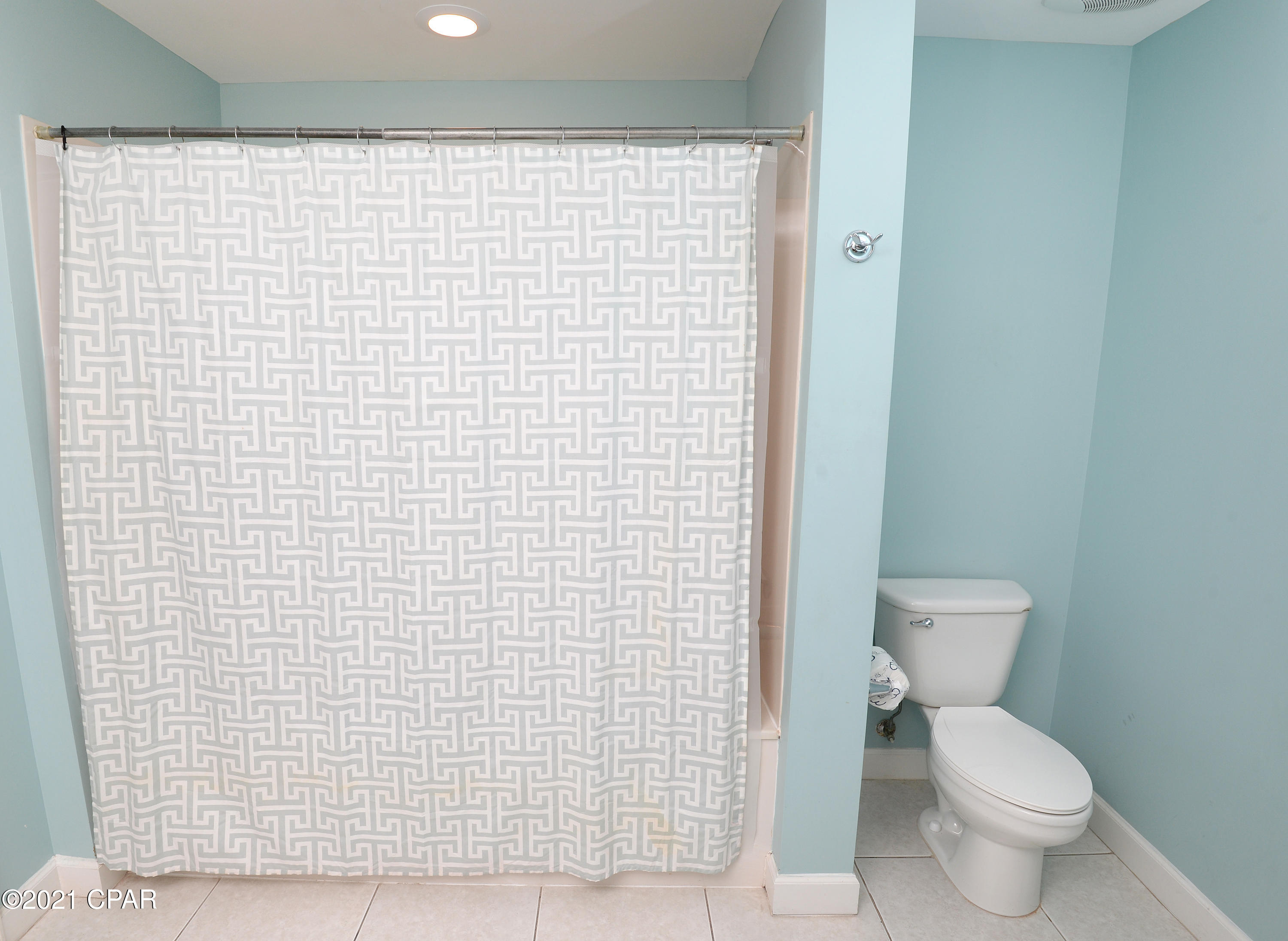 Splash Condo - Residential