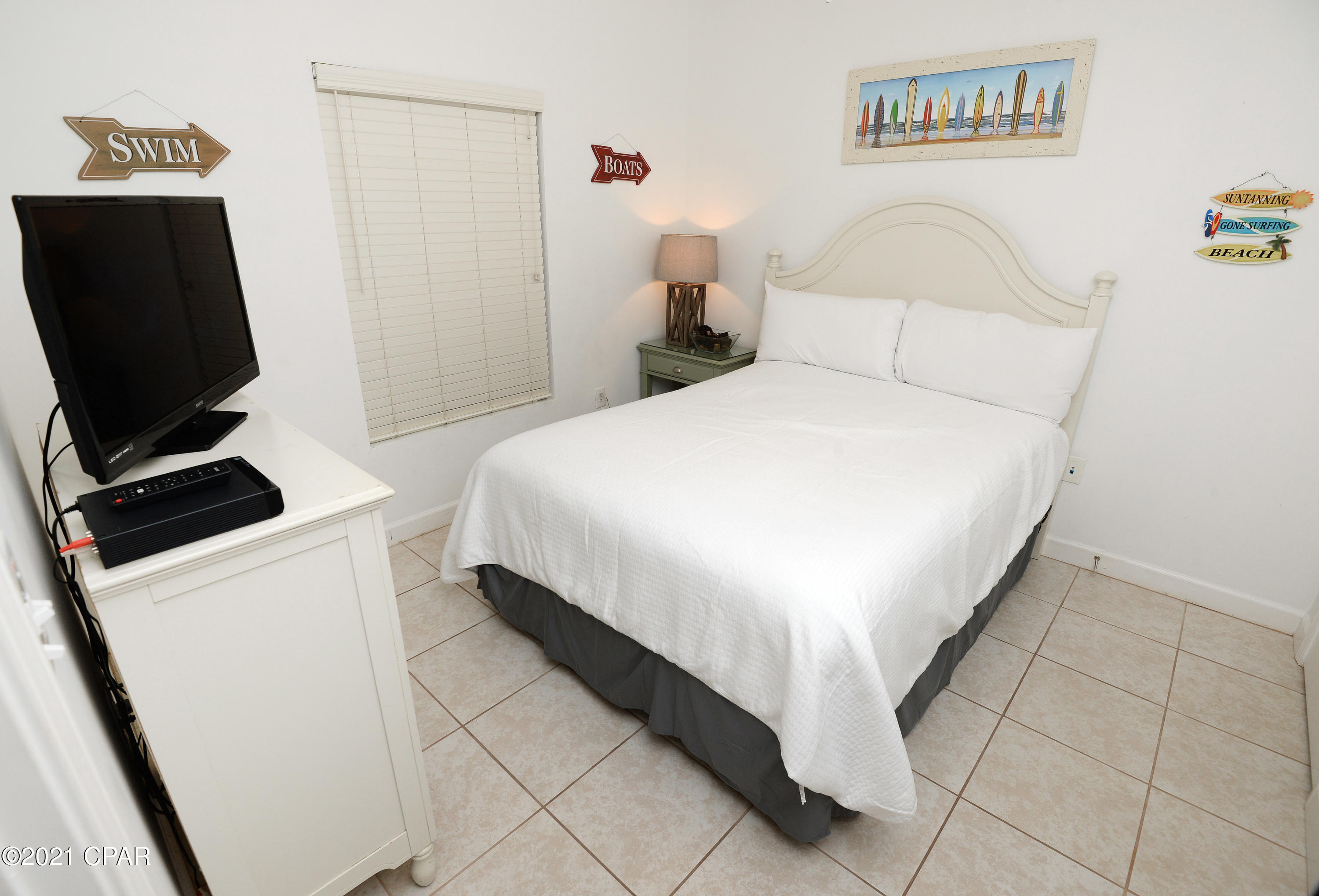 Splash Condo - Residential