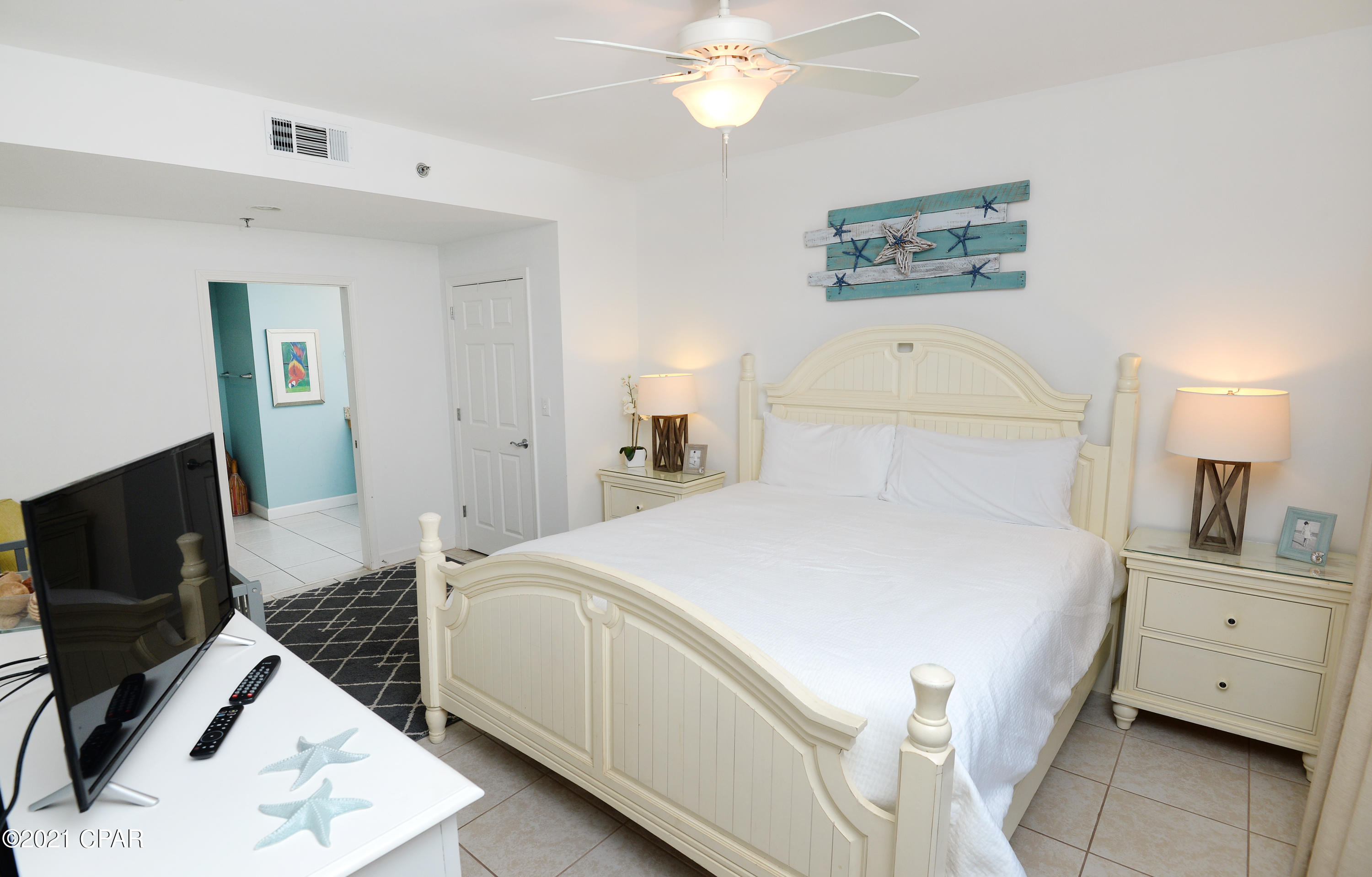 Splash Condo - Residential