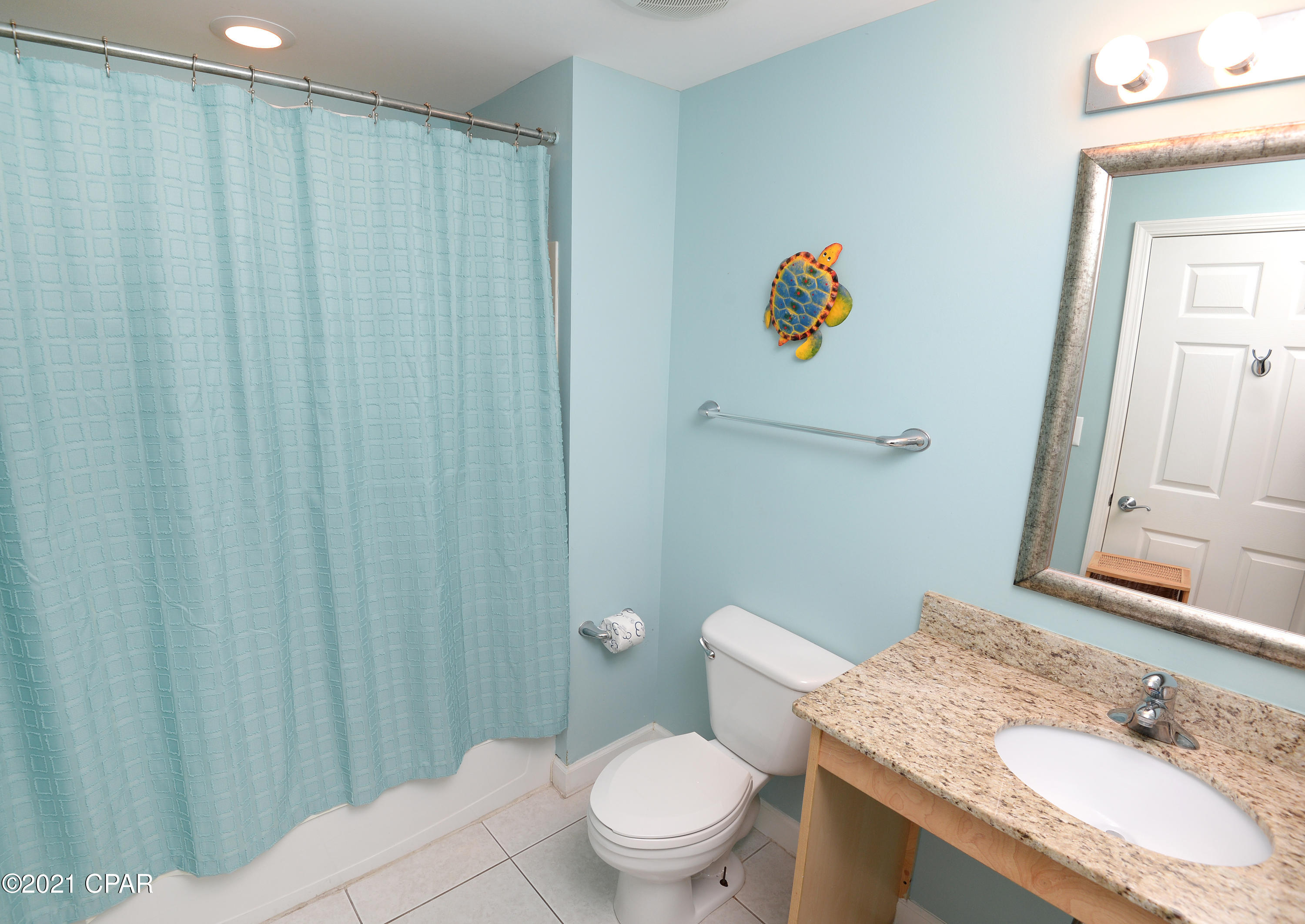 Splash Condo - Residential