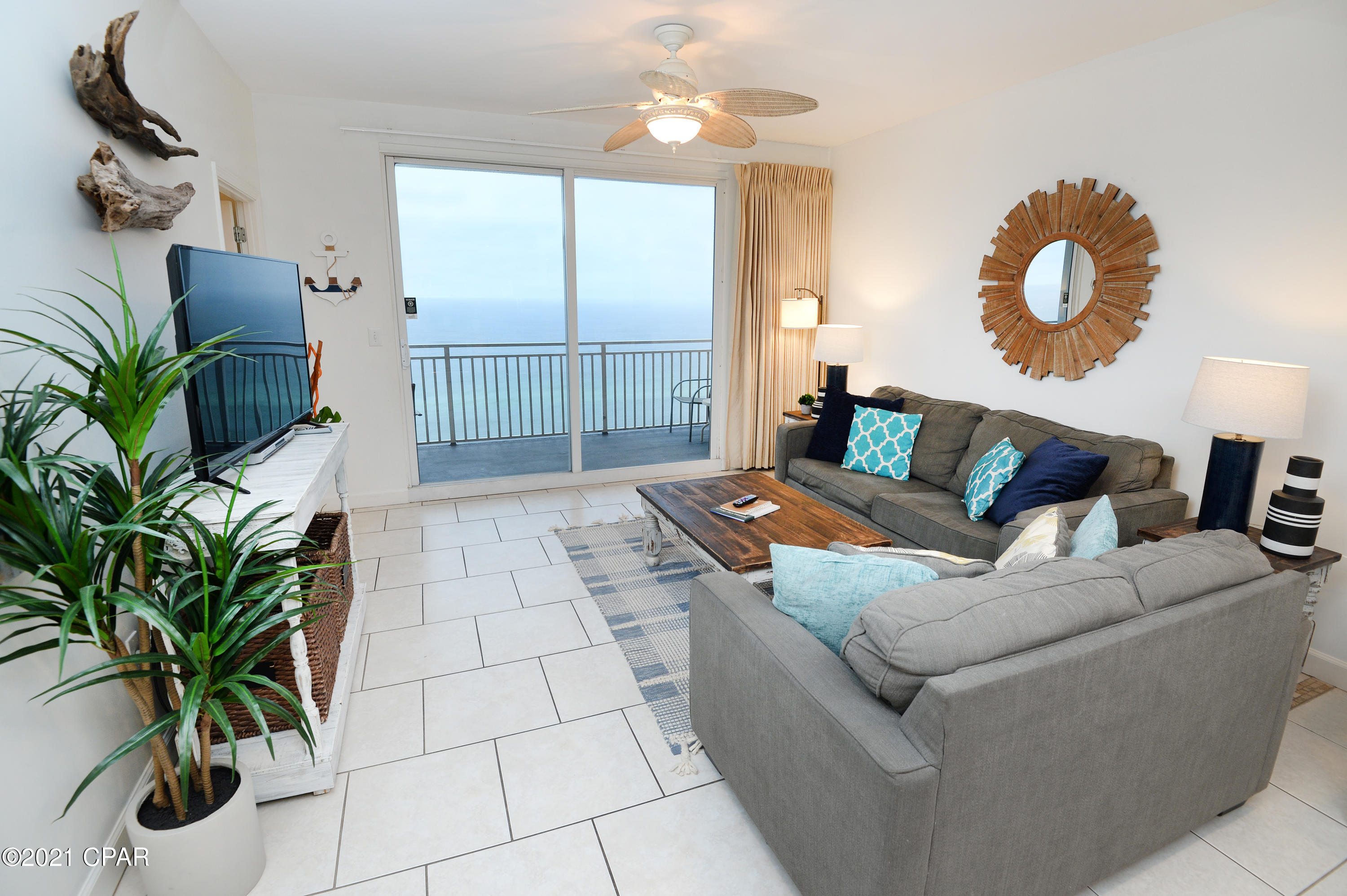 Splash Condo - Residential