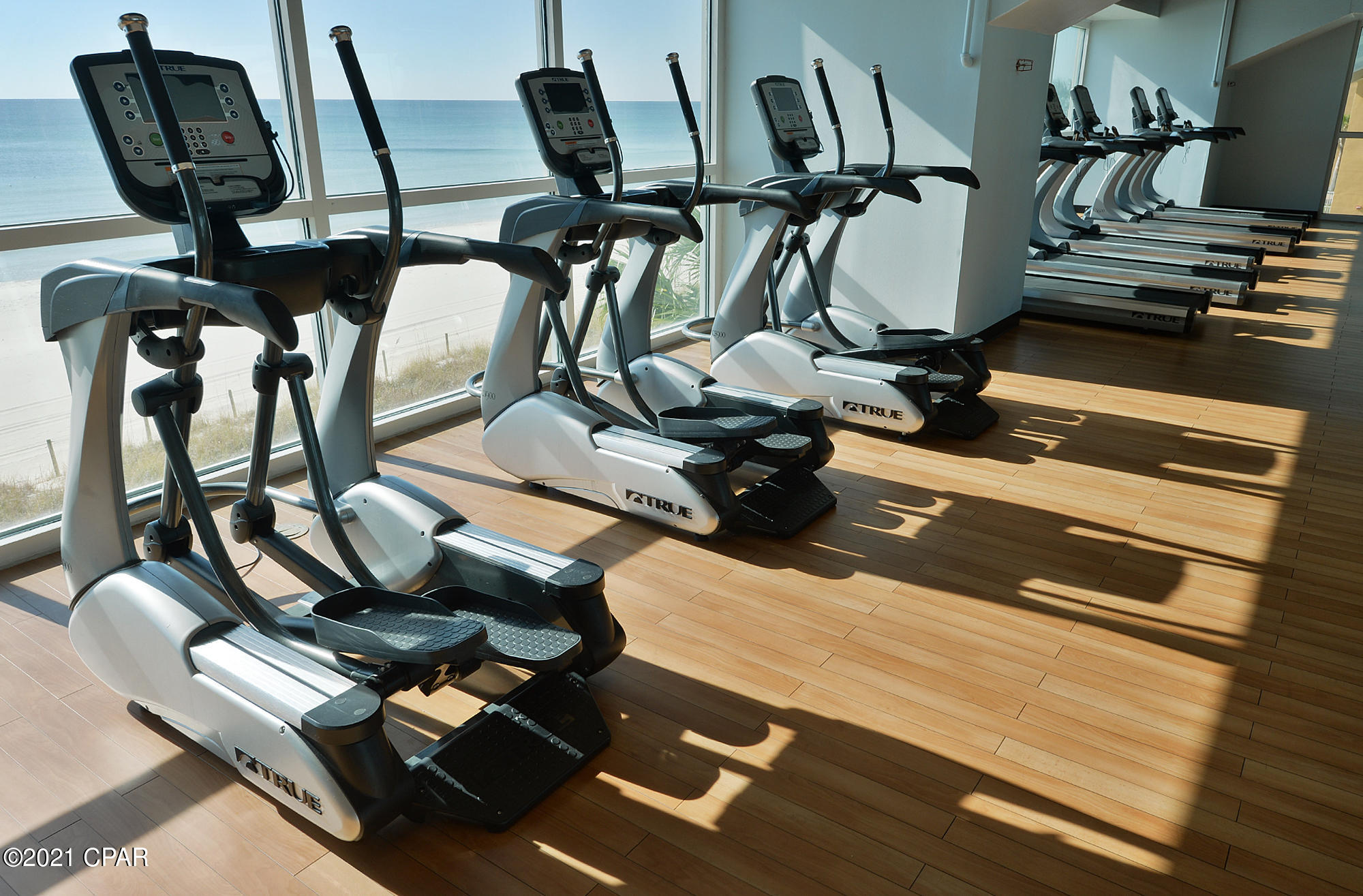 Splash Condo - Residential