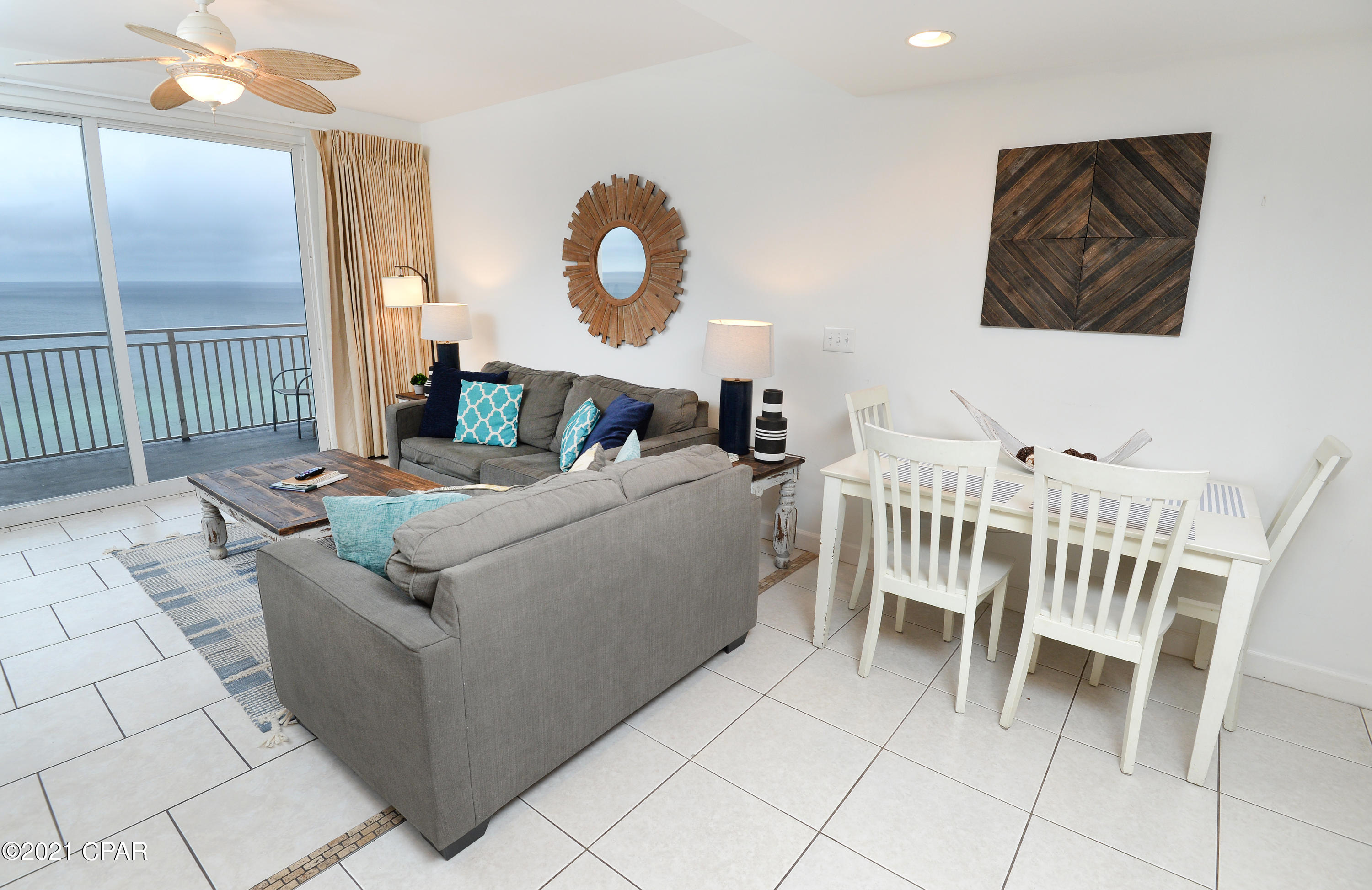 Splash Condo - Residential