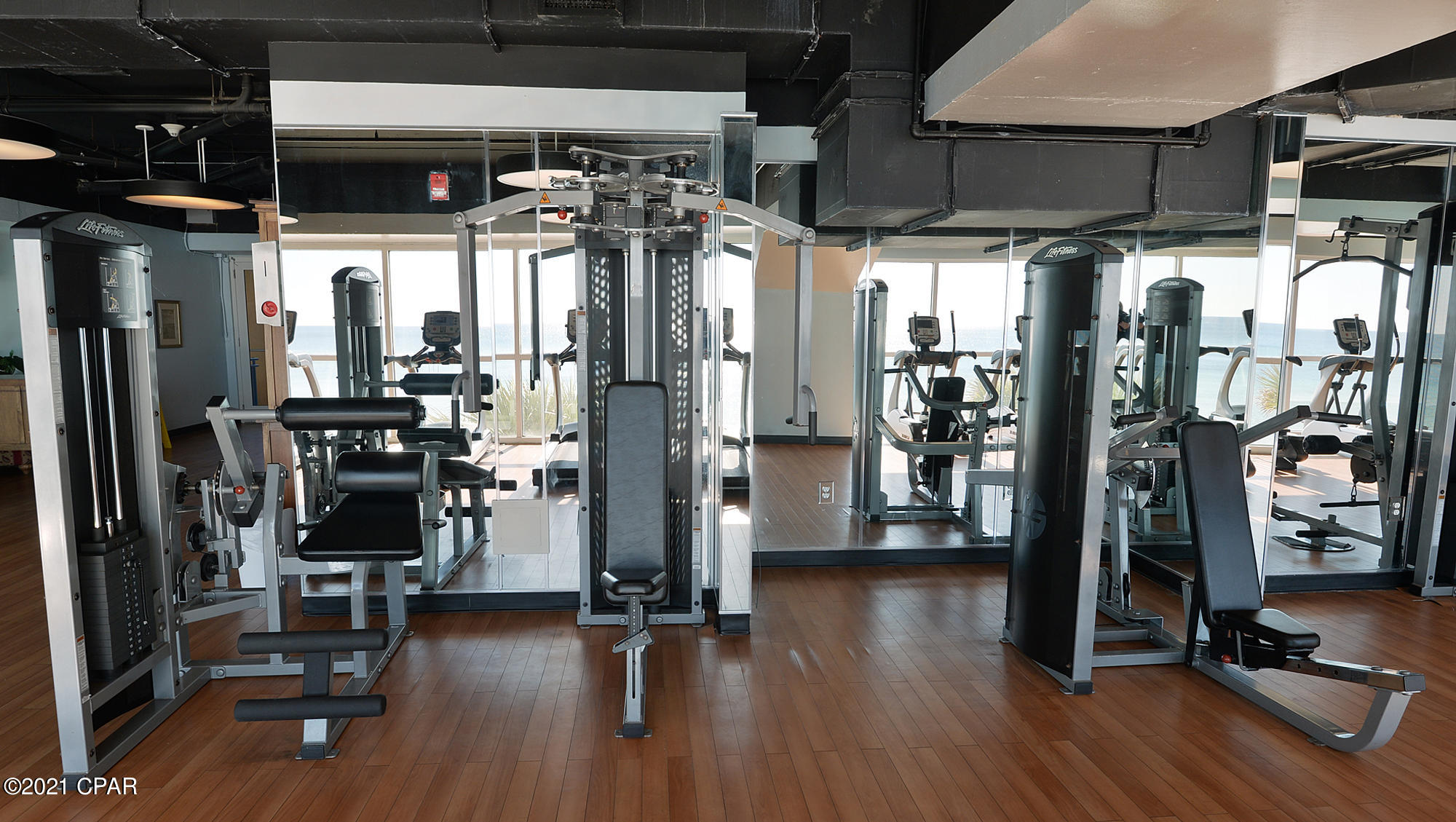 Splash Condo - Residential