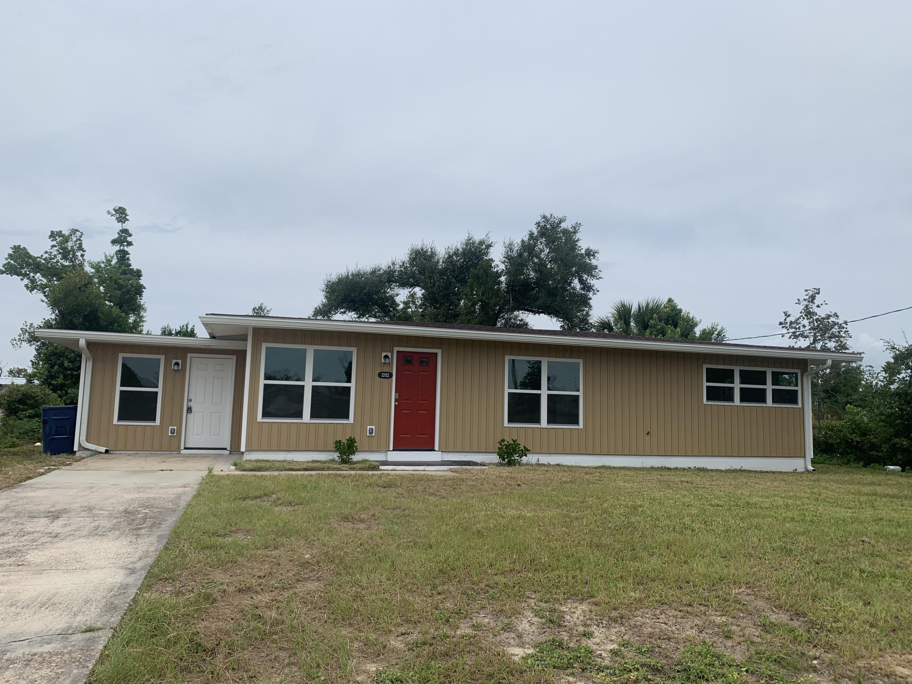 Forest Park 2nd Add - Residential Lease