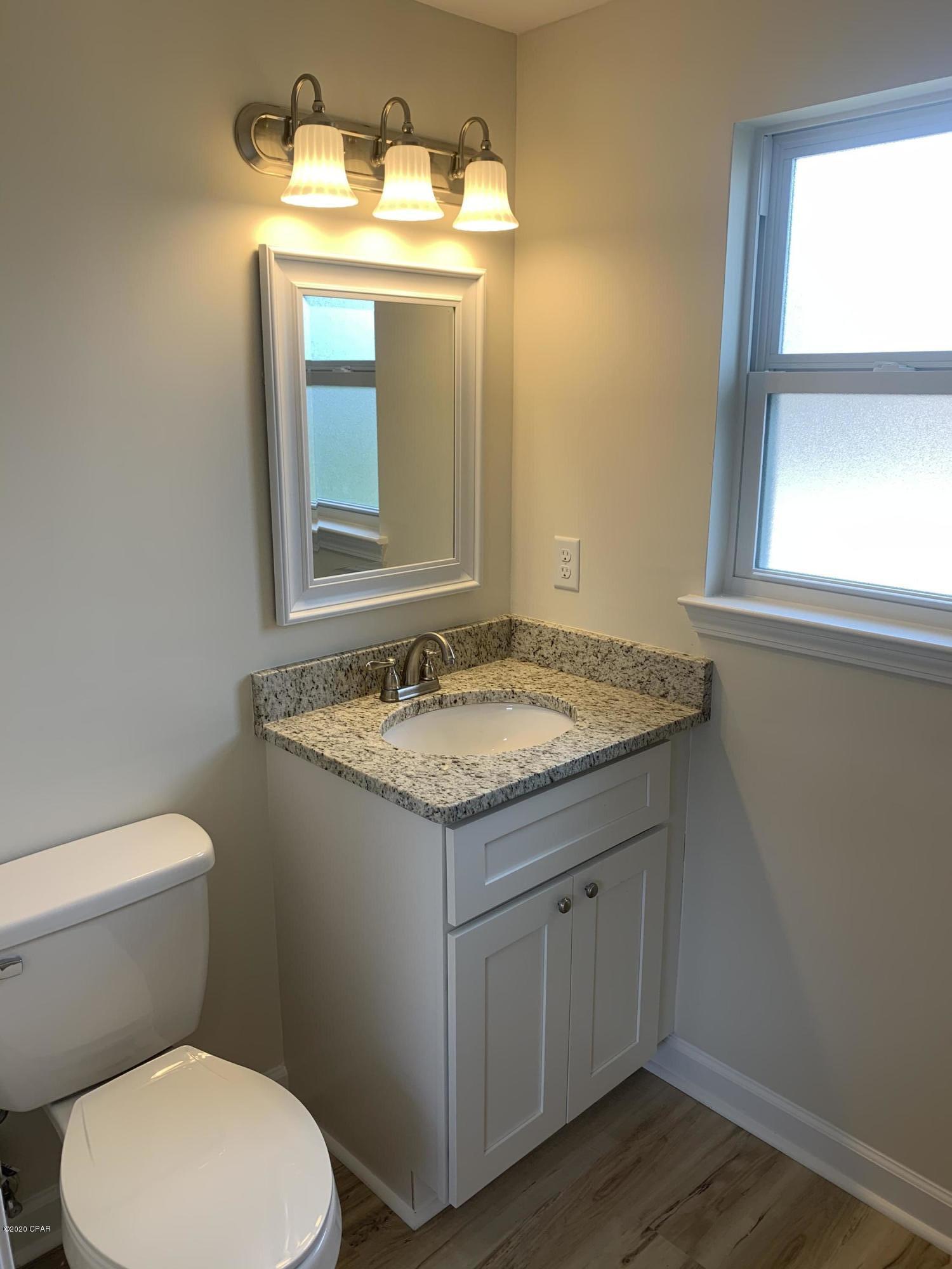 Forest Park 2nd Add - Residential Lease