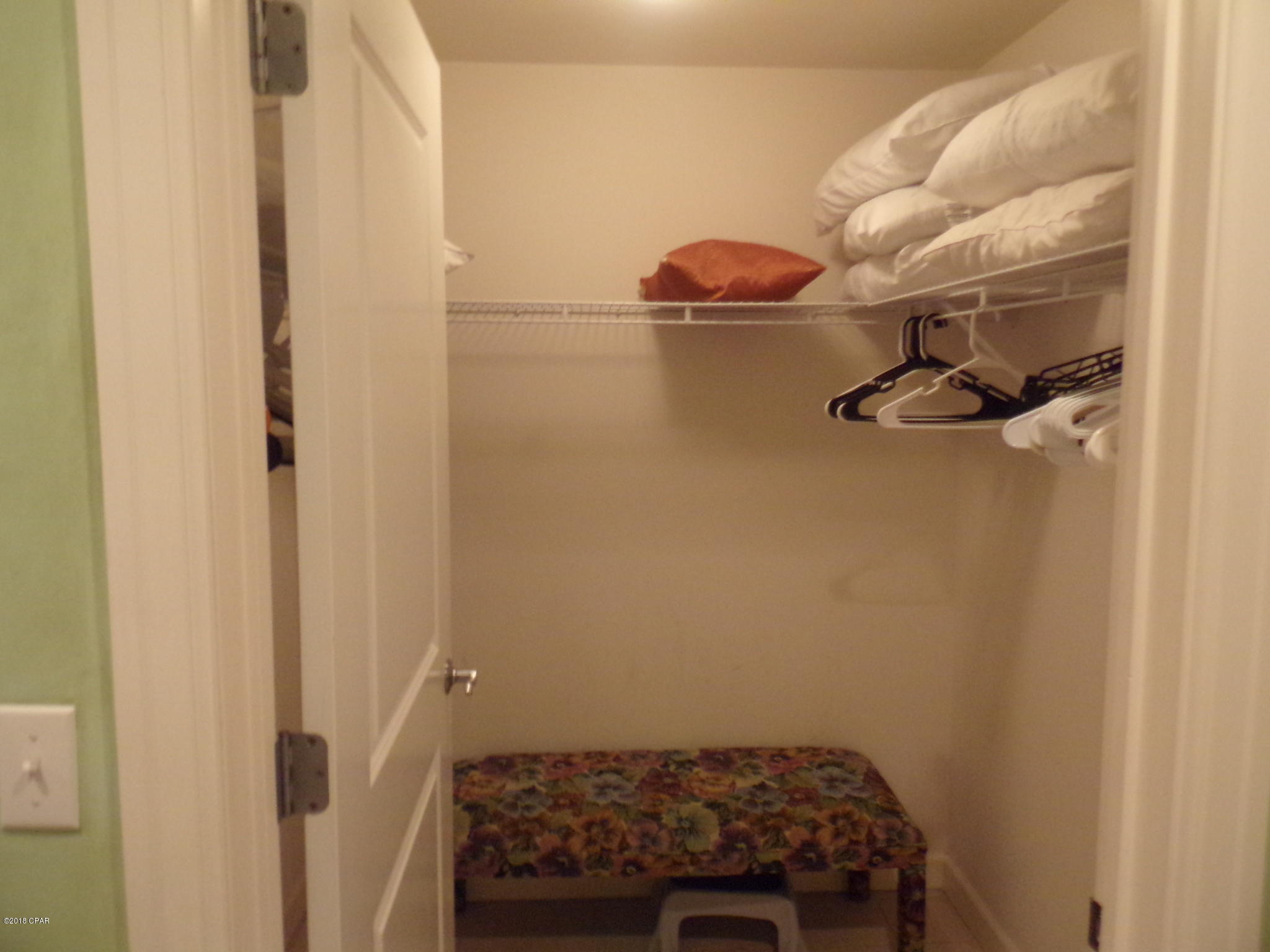 En Soleil Condo - Residential