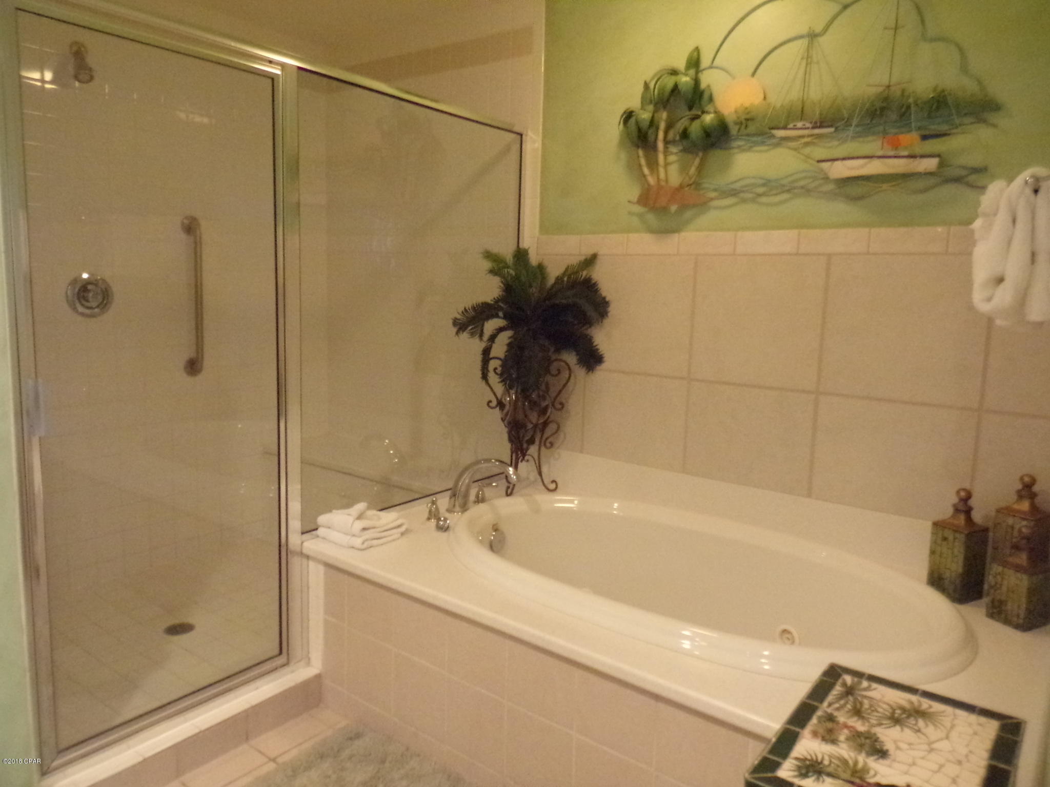 En Soleil Condo - Residential