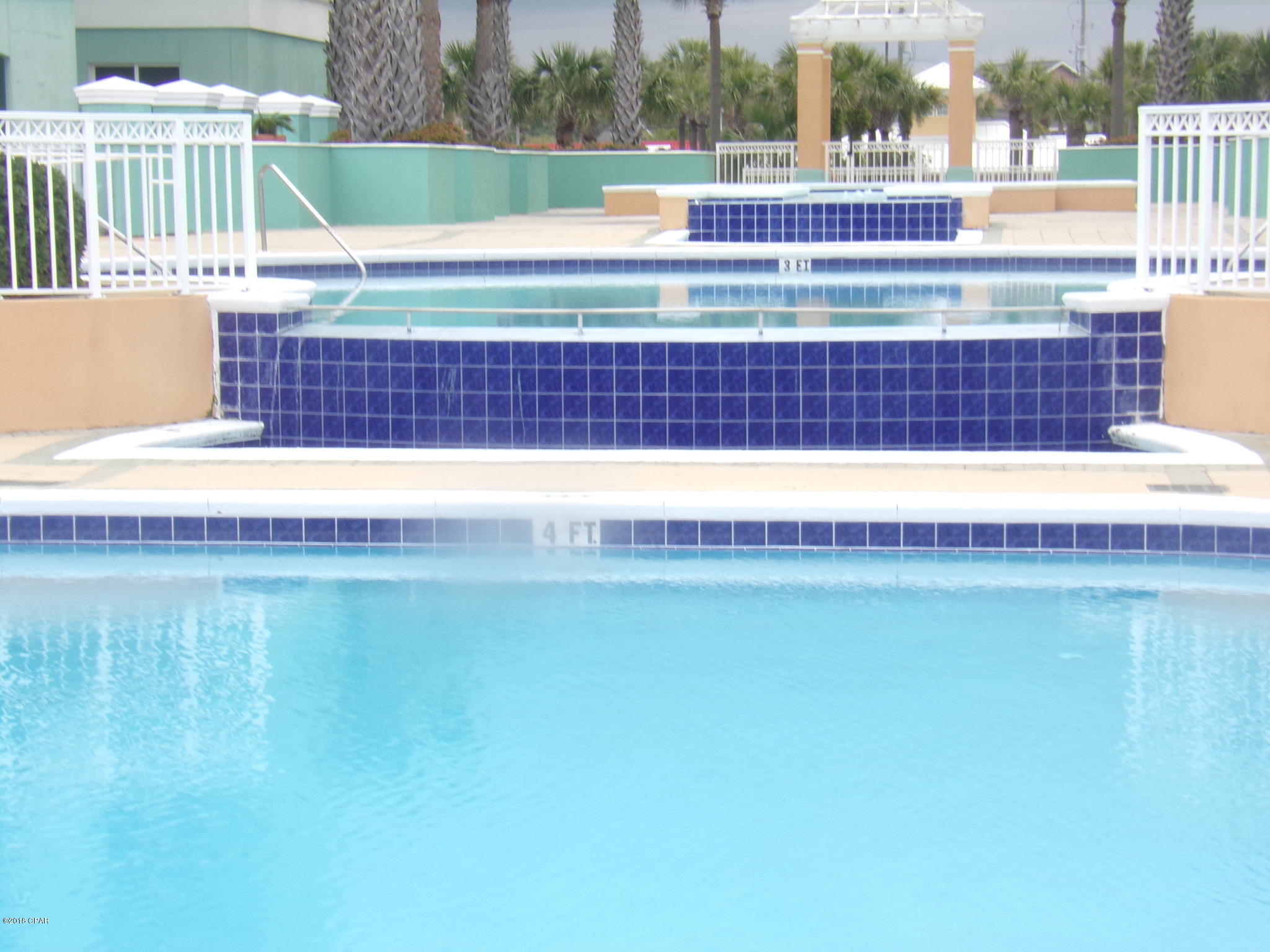 En Soleil Condo - Residential