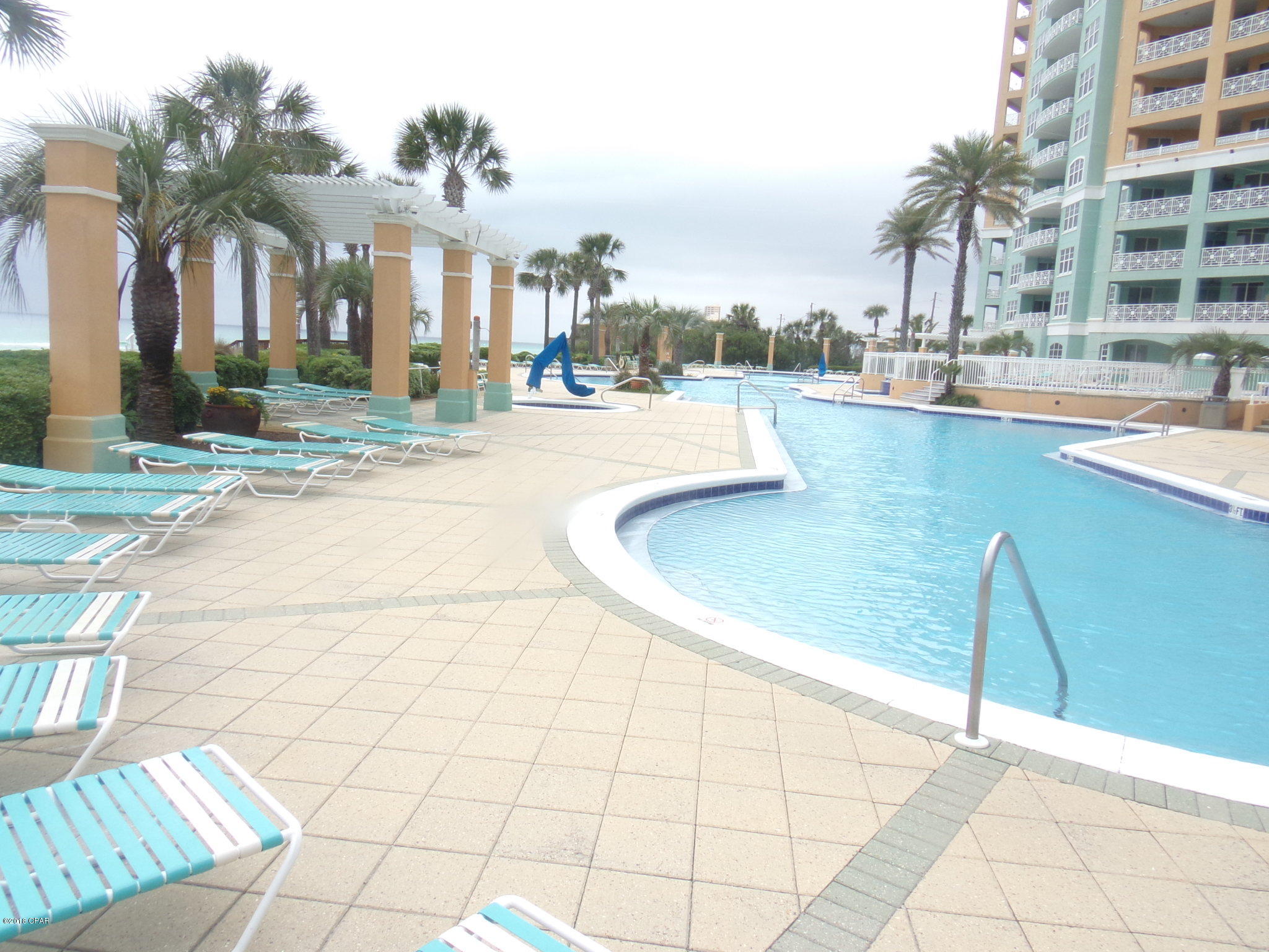 En Soleil Condo - Residential