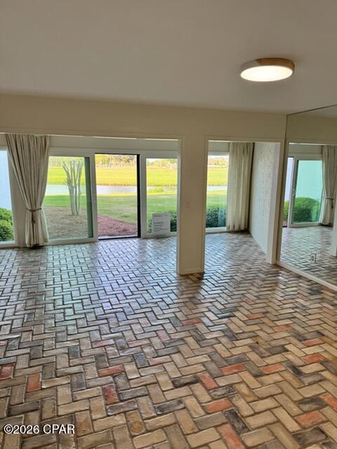 Bay Point Studio Villas Unit 2 - Residential