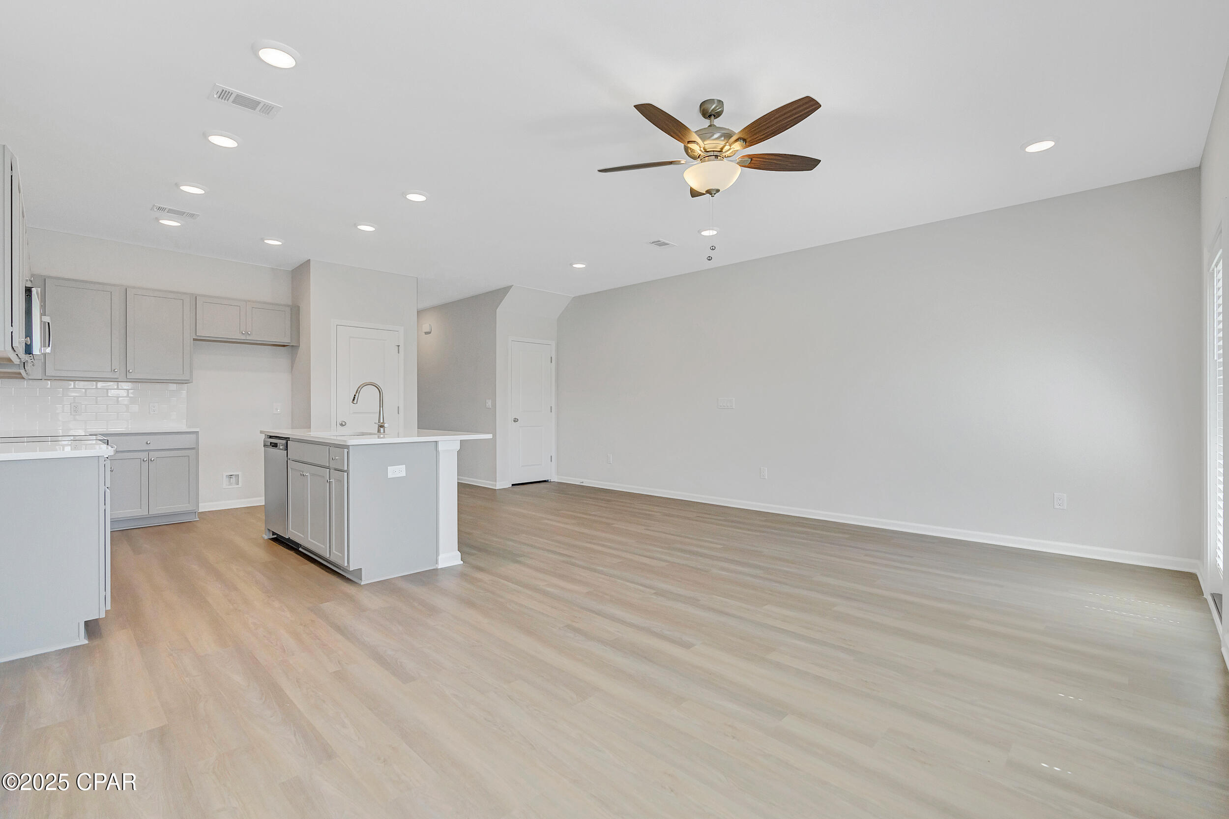 Indigo at Front Beach - Residential