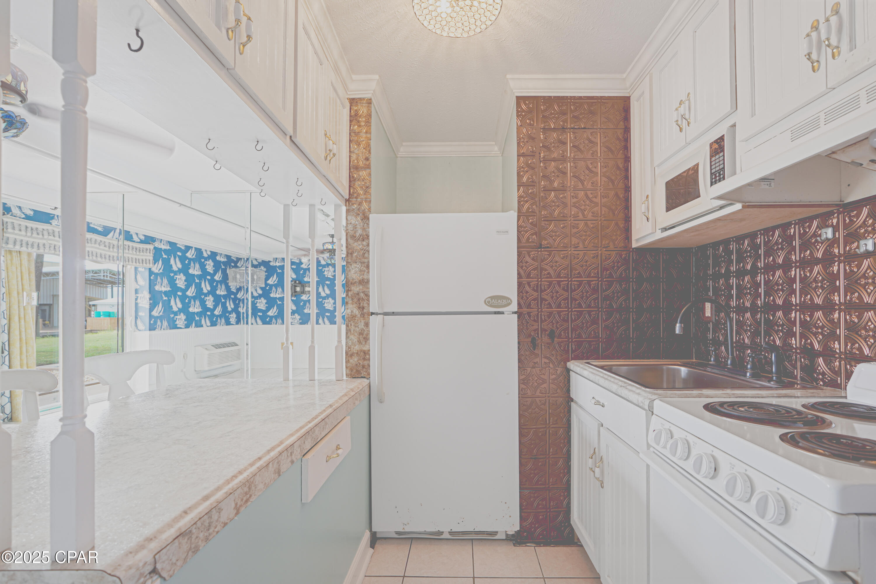 Sun Harbor Condo - Residential