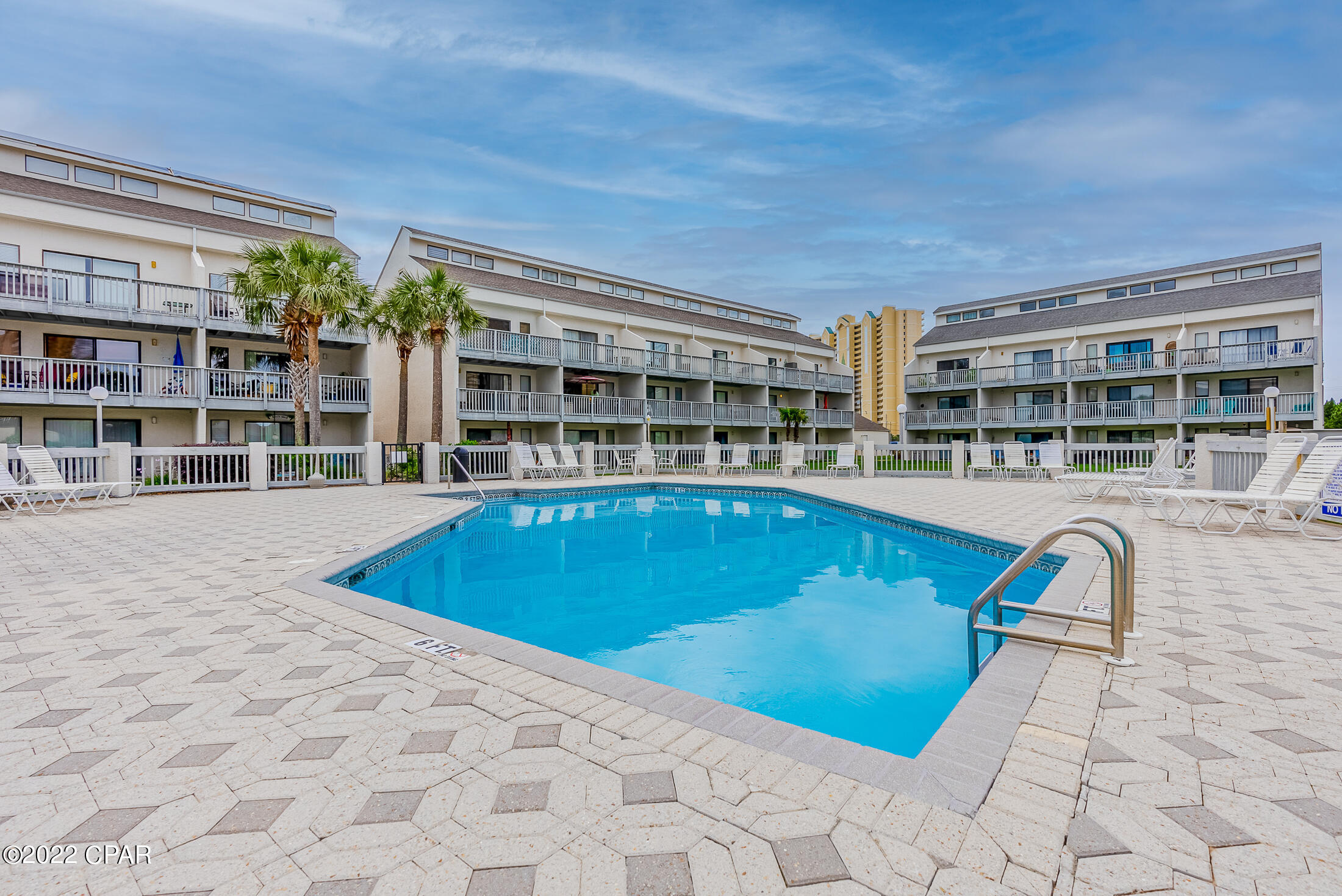 Endless Summer II - Residential