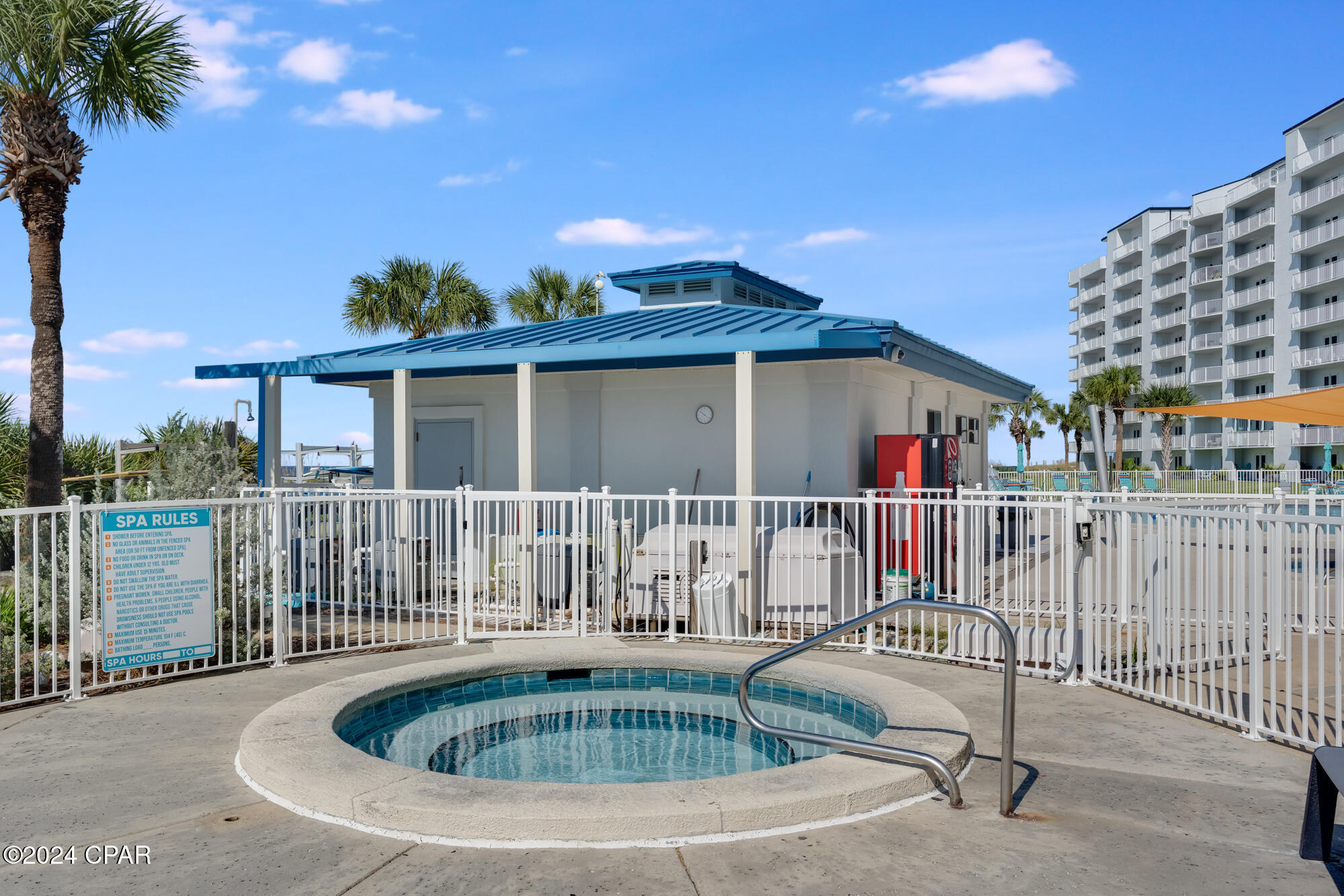 Moonspinner Apartments - Residential