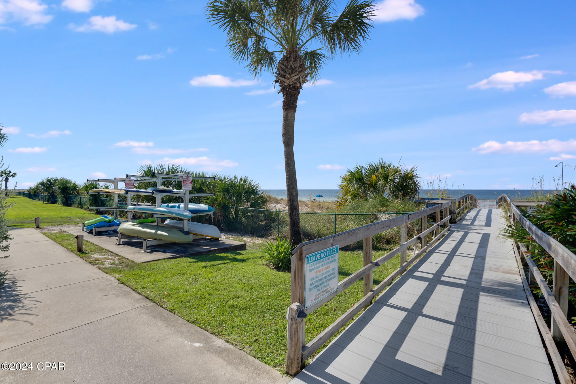 Moonspinner Apartments - Residential