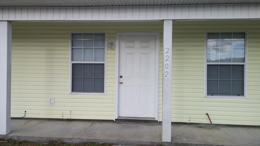 Nice Triplex, Close to Beach. 2 bedrooms and 2 full baths, all tile flooring. Yard maintenance included.