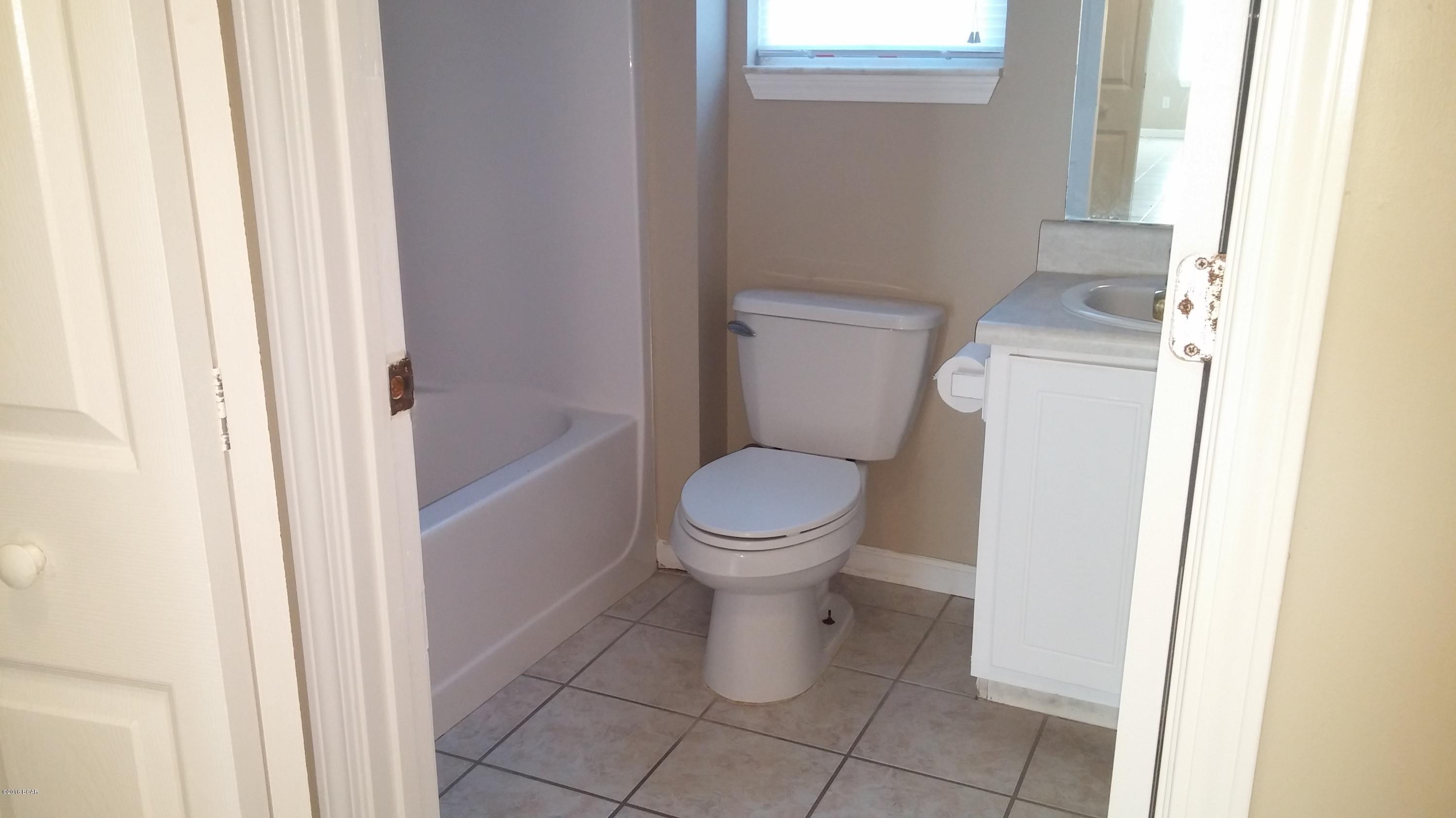 Pines 2nd Add - Residential Lease