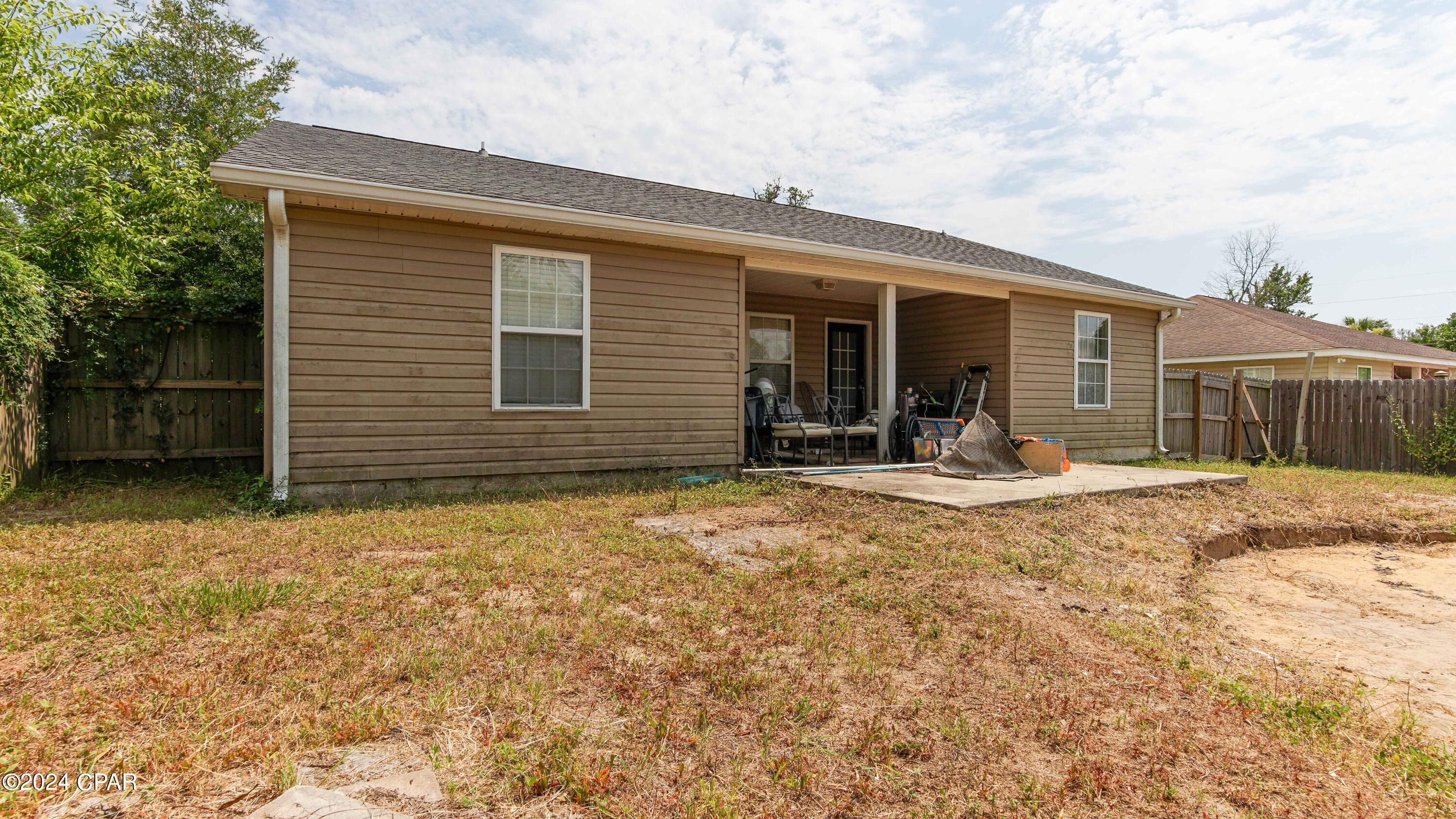 [No Recorded Subdiv] - Residential