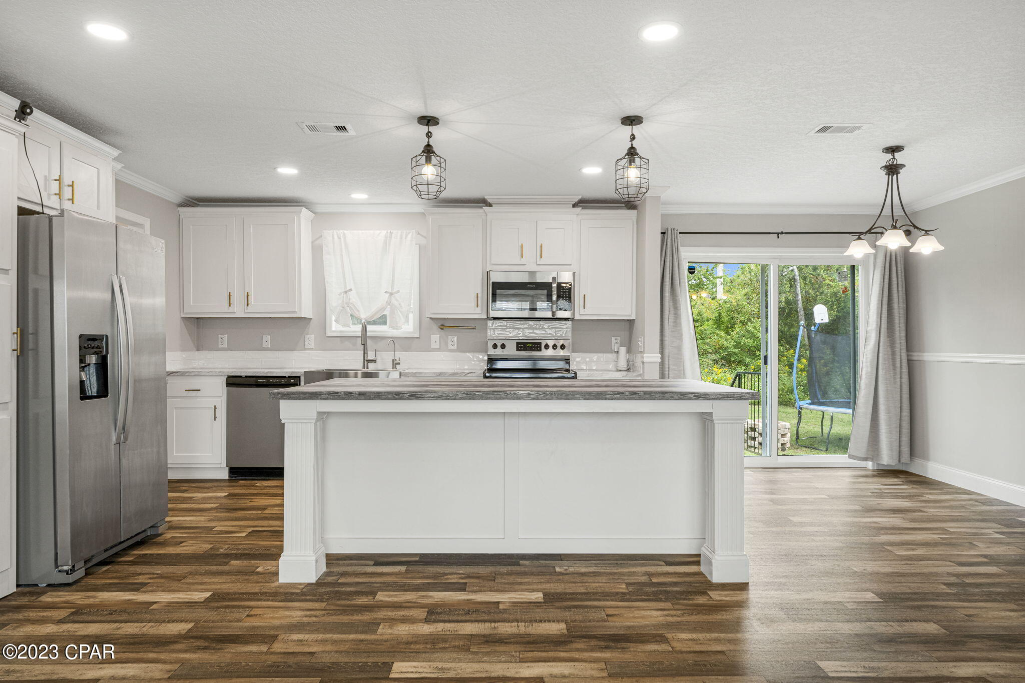 [No Recorded Subdiv] - Residential