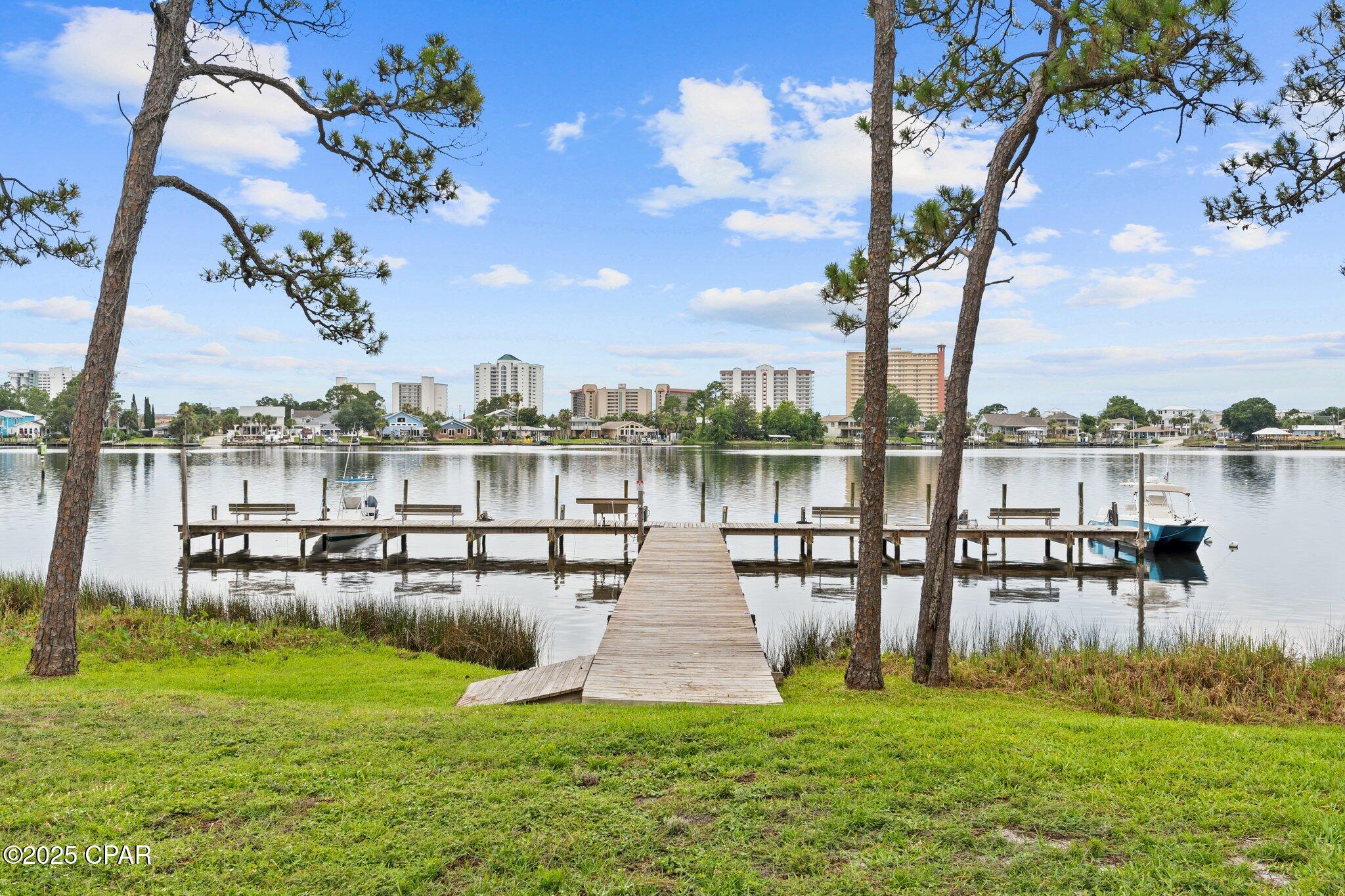 Palisades Condo Ph 1 - Residential Lease