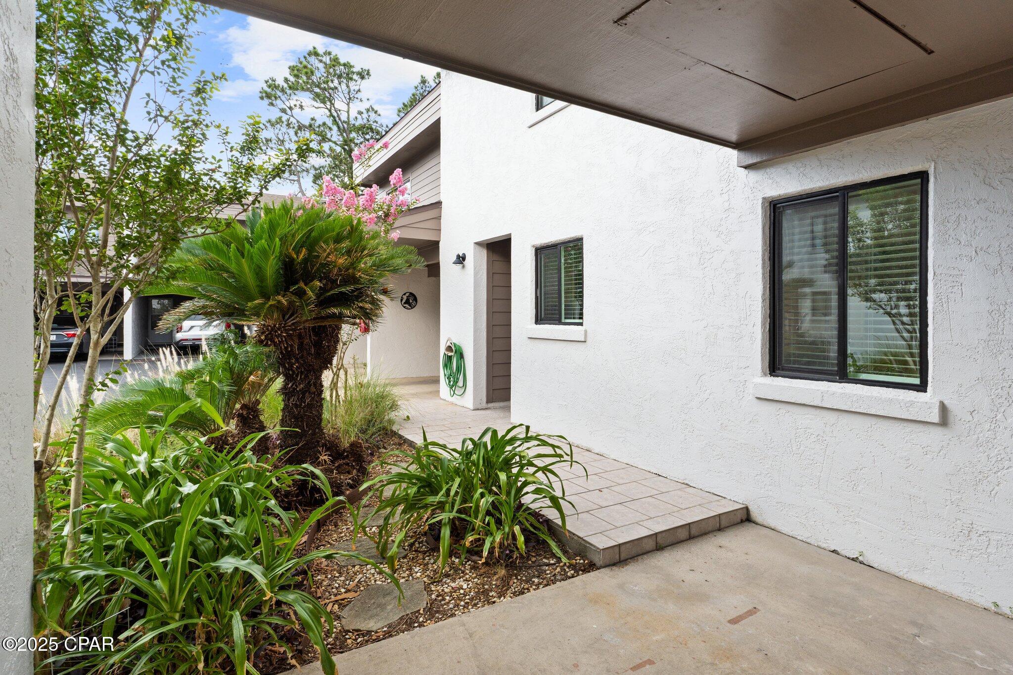 Palisades Condo Ph 1 - Residential Lease