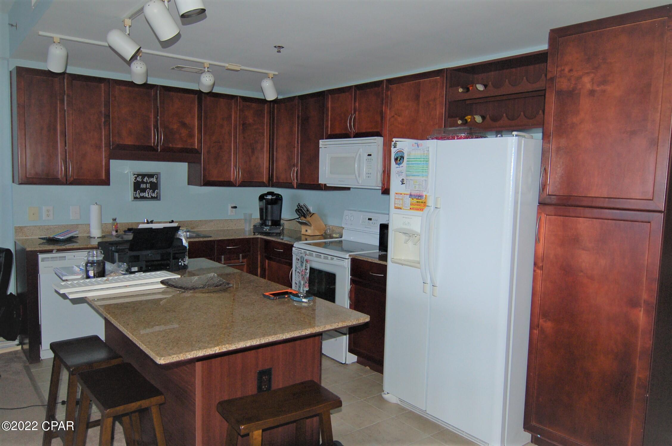 Laketown Wharf - Residential