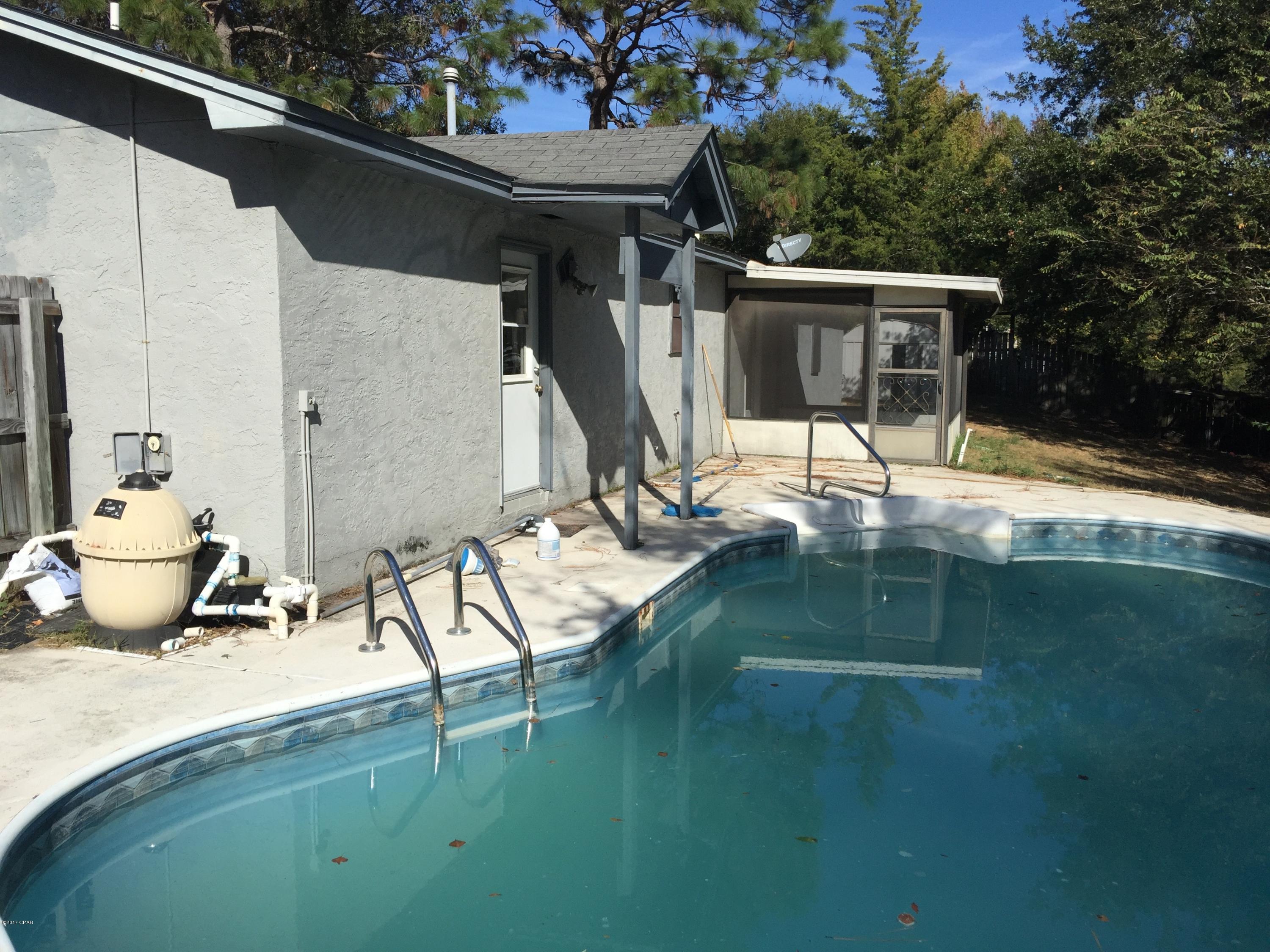 Venetian Villa 1st Add Replat - Residential