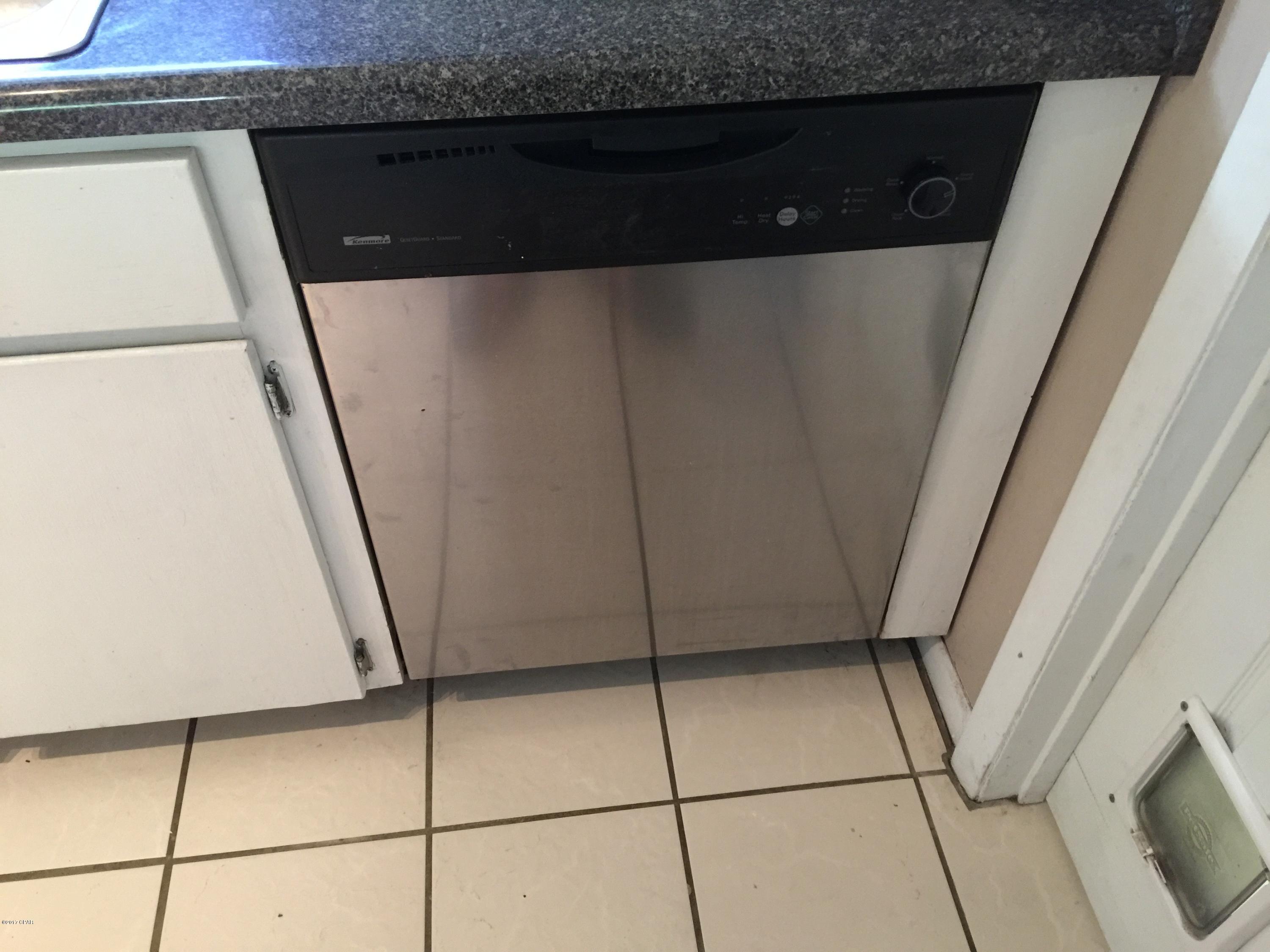 Venetian Villa 1st Add Replat - Residential