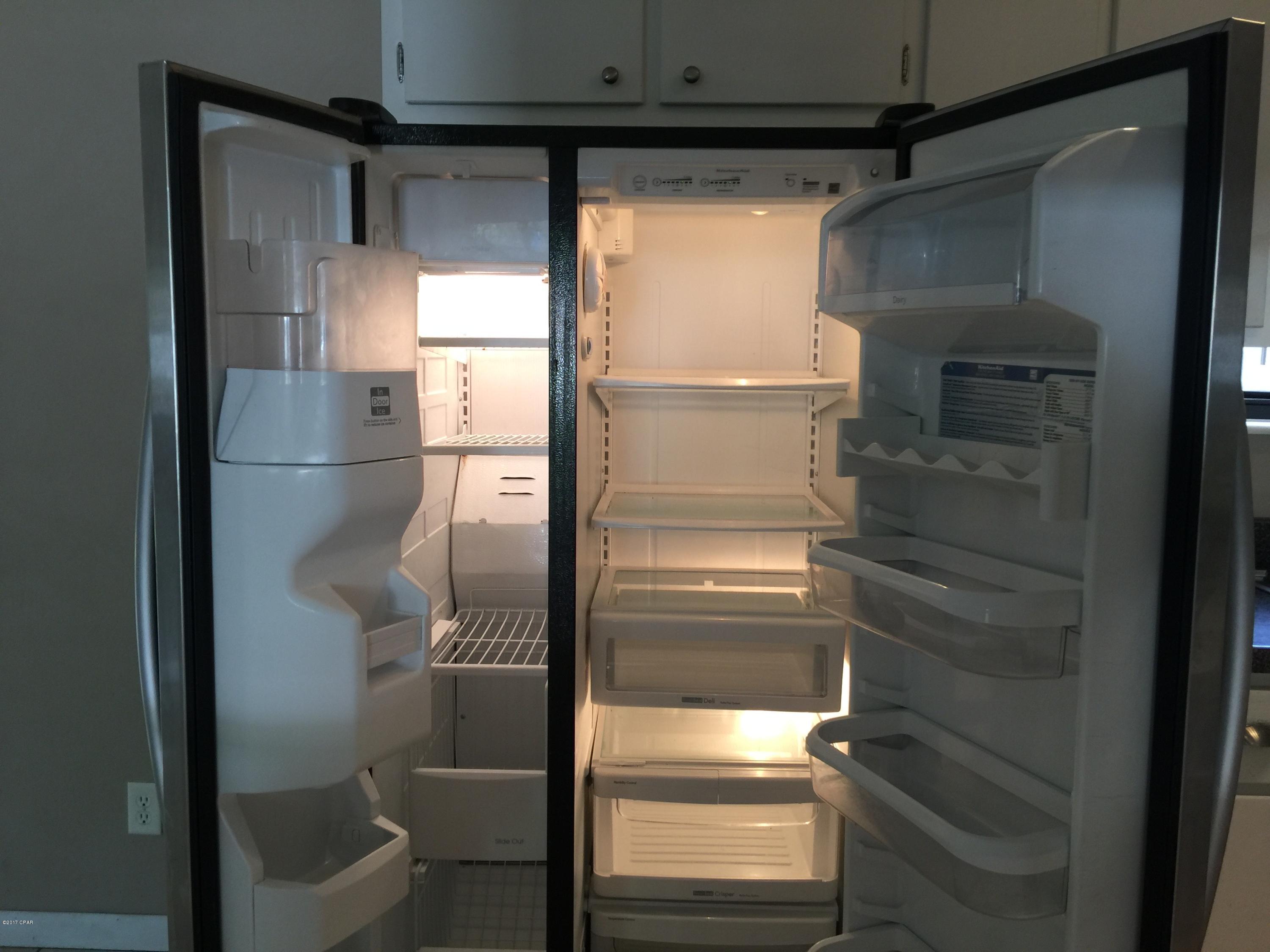 Venetian Villa 1st Add Replat - Residential