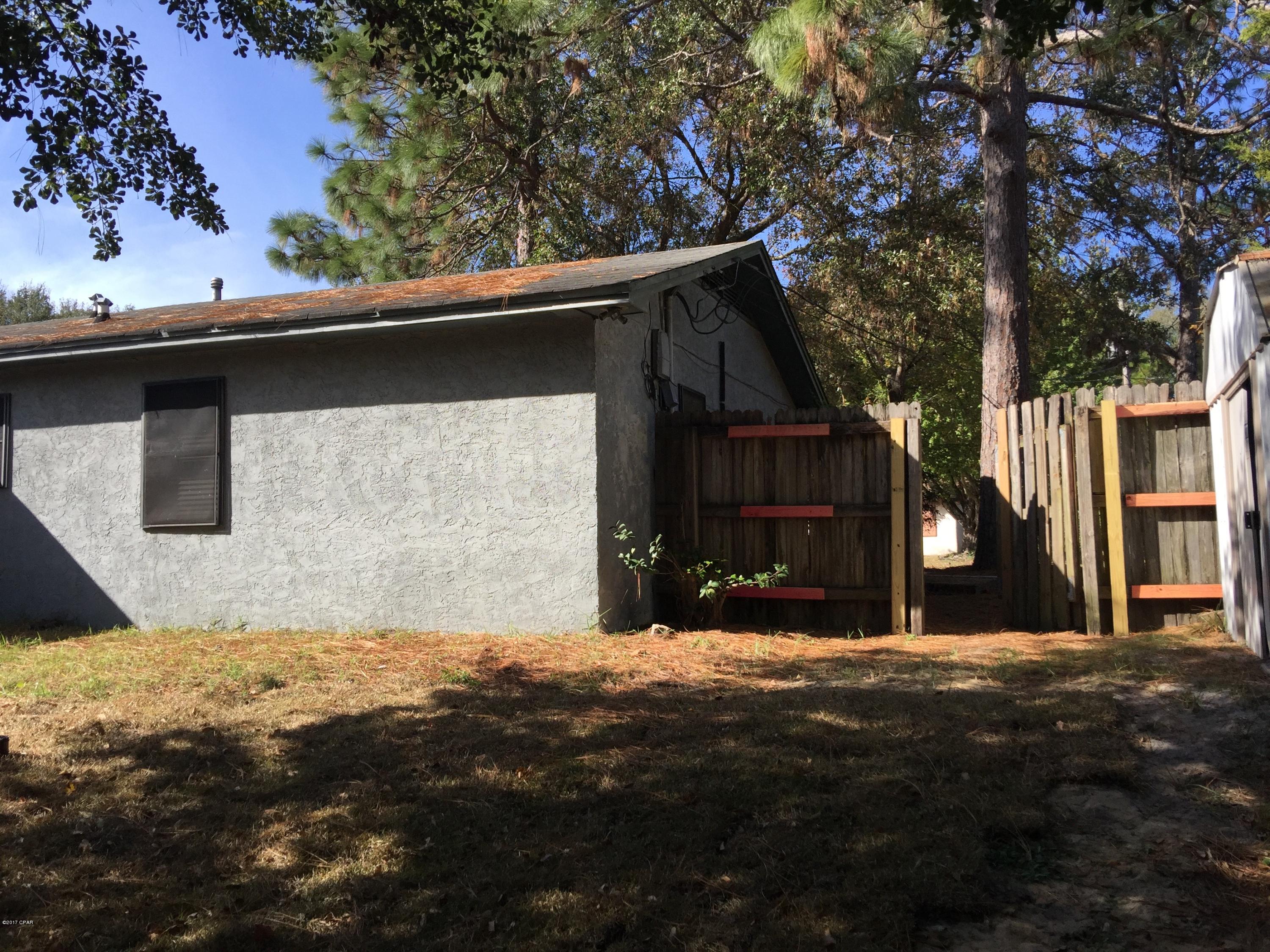 Venetian Villa 1st Add Replat - Residential