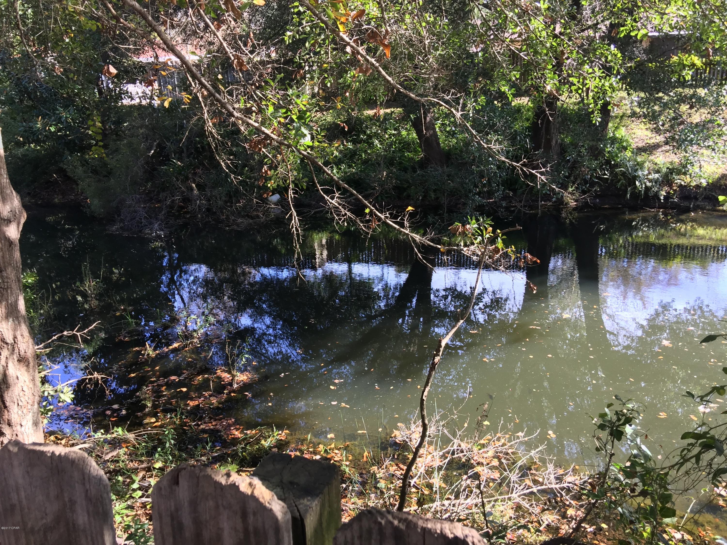 Venetian Villa 1st Add Replat - Residential