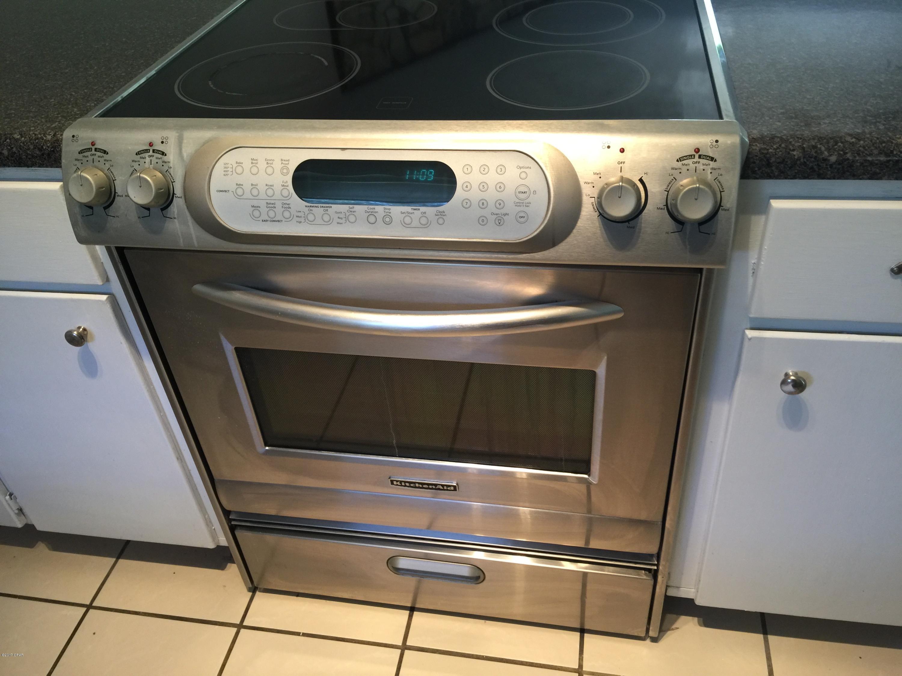 Venetian Villa 1st Add Replat - Residential