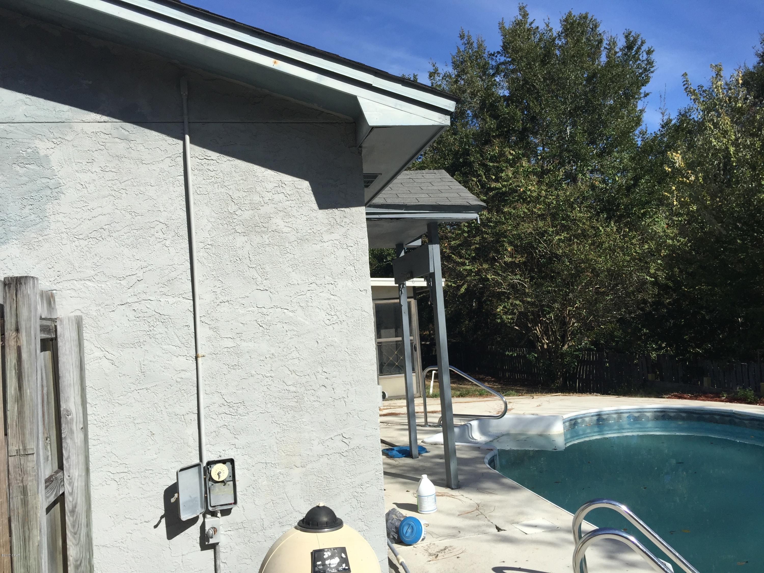 Venetian Villa 1st Add Replat - Residential