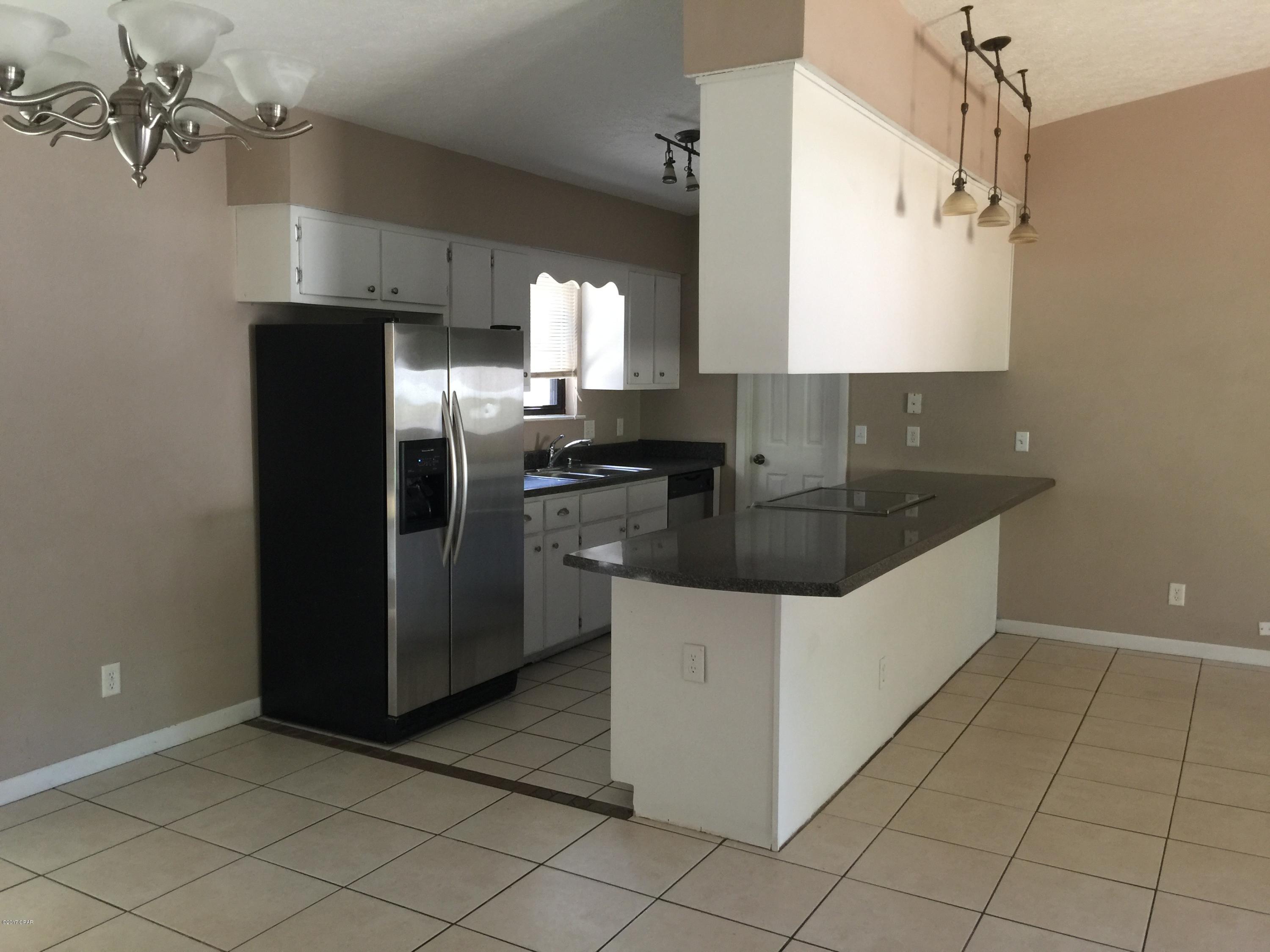 Venetian Villa 1st Add Replat - Residential