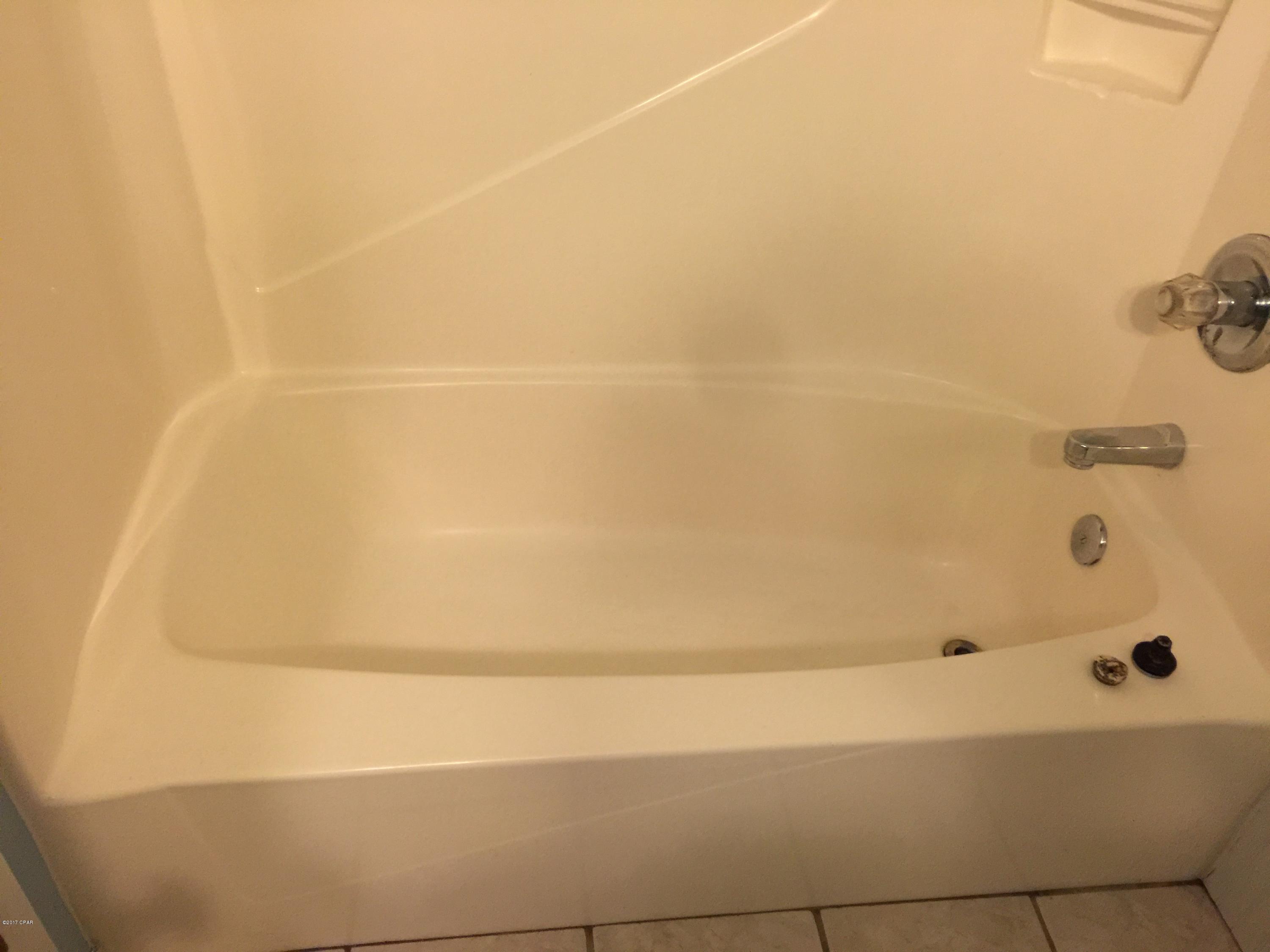 Venetian Villa 1st Add Replat - Residential