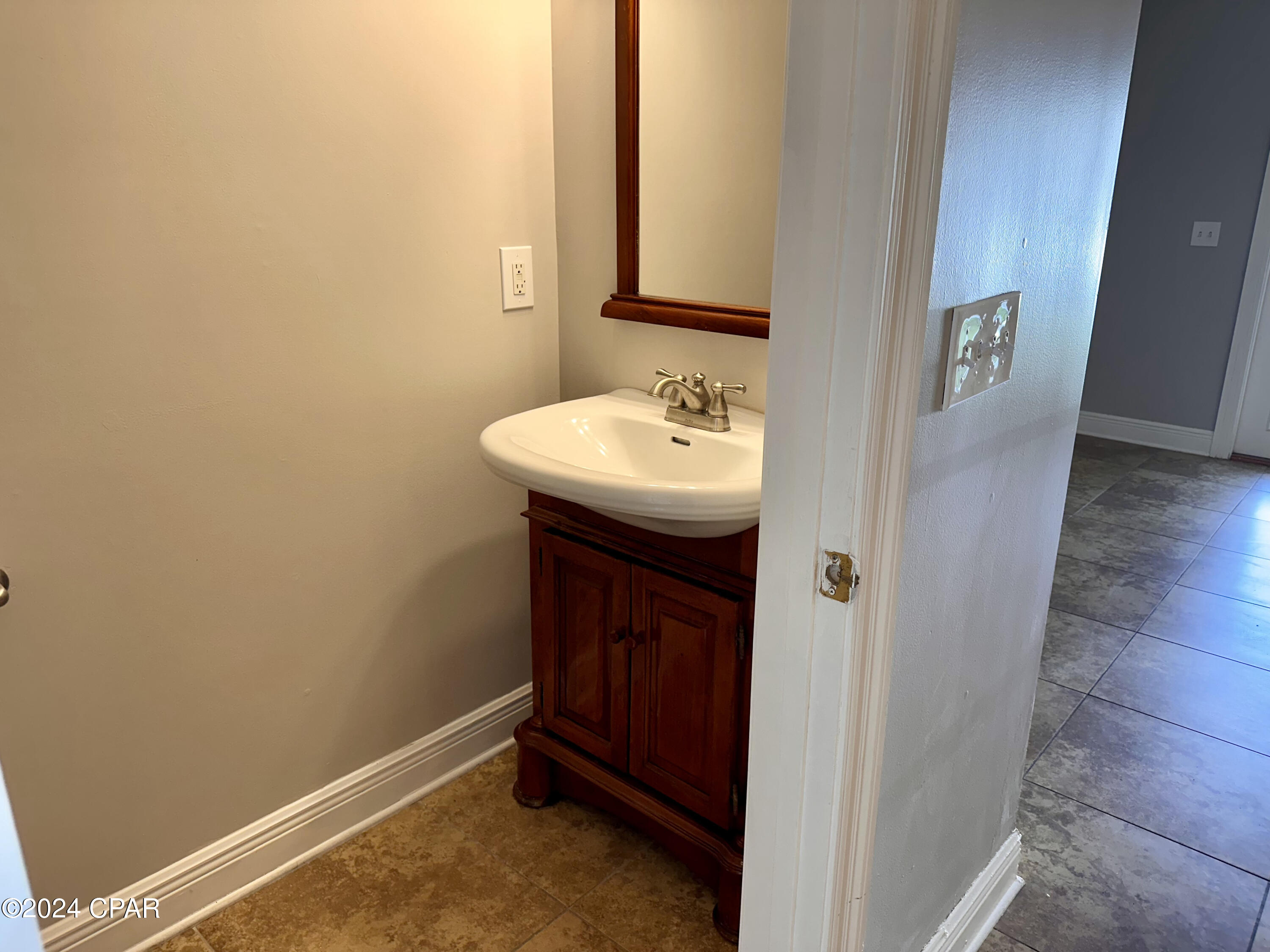 Pines 5th Add - Residential