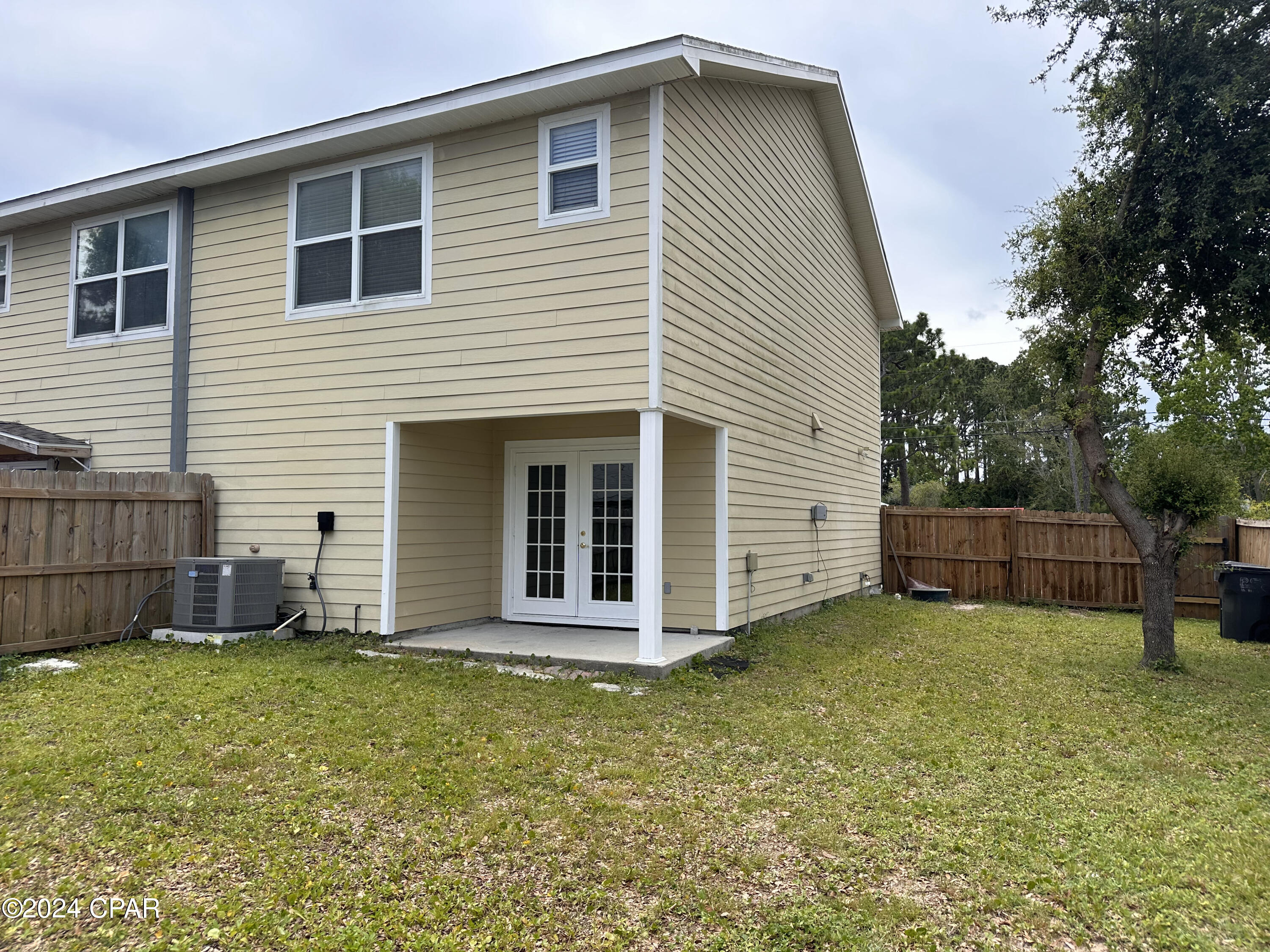 Pines 5th Add - Residential