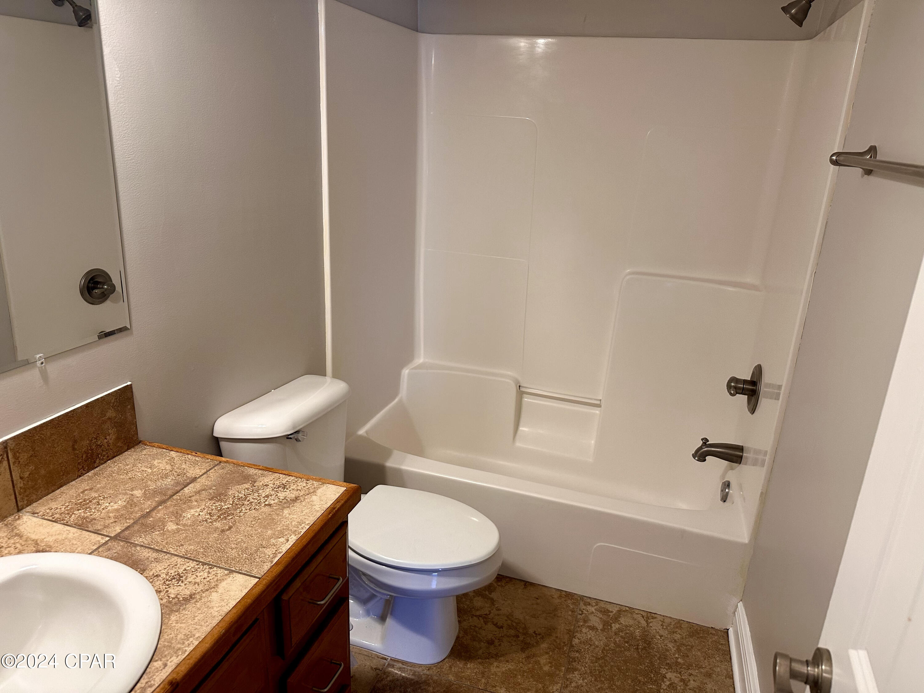 Pines 5th Add - Residential