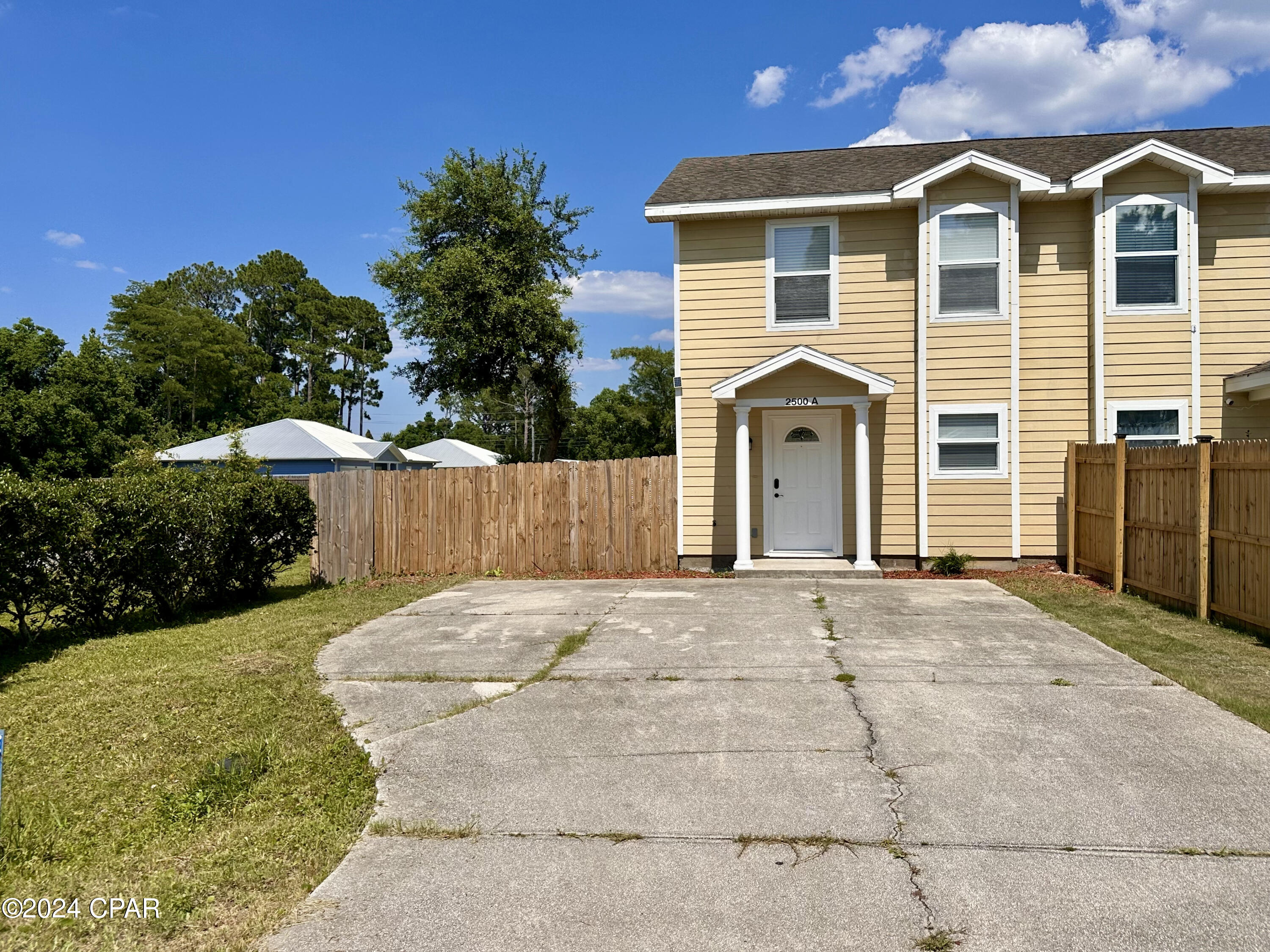 Pines 5th Add - Residential