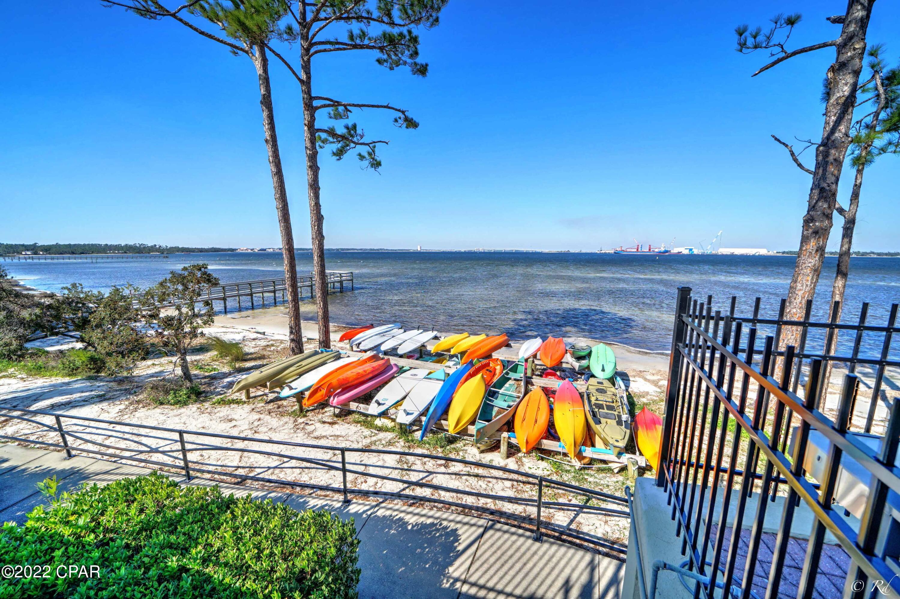 Magnolia Bay Club - Residential