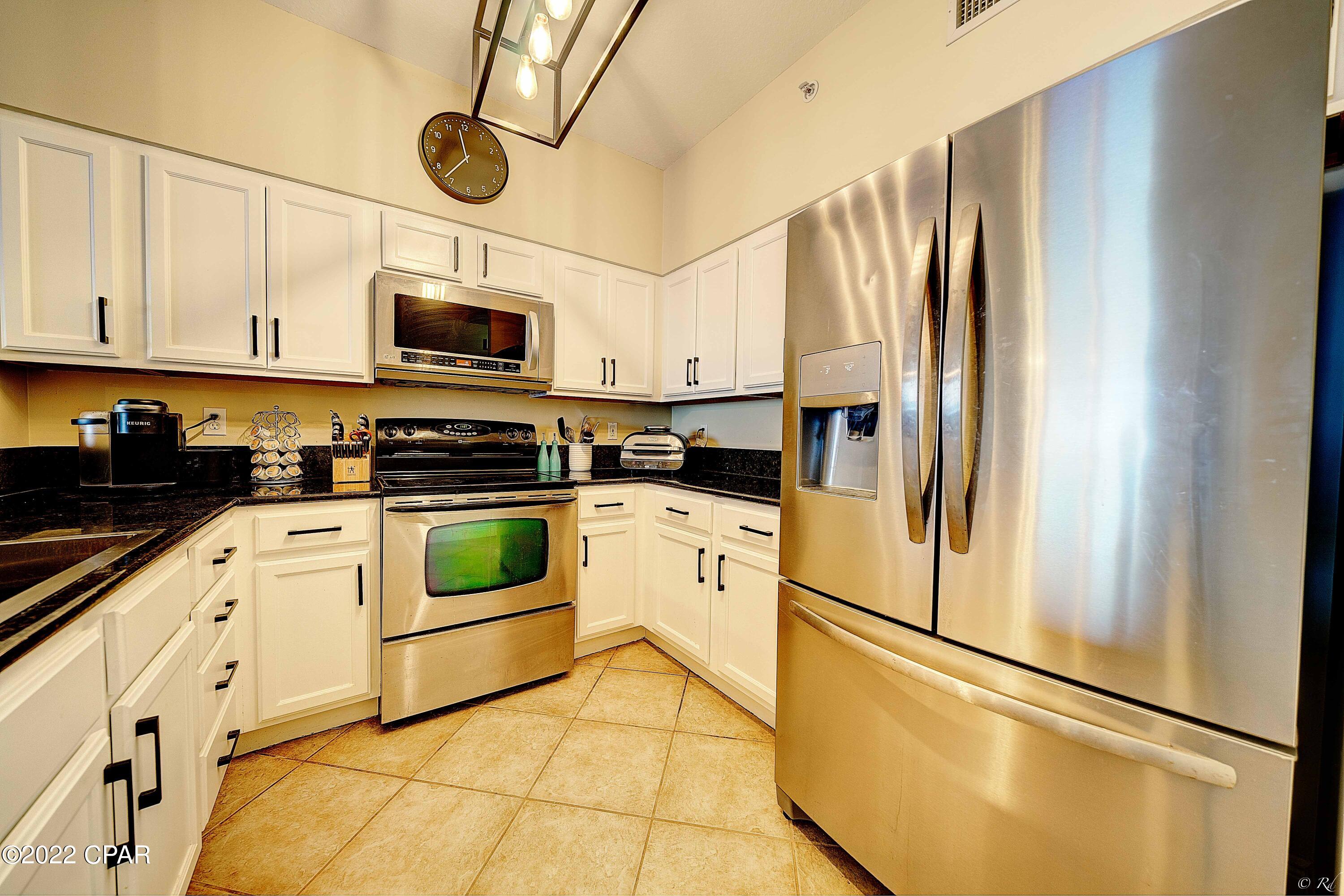 Magnolia Bay Club - Residential