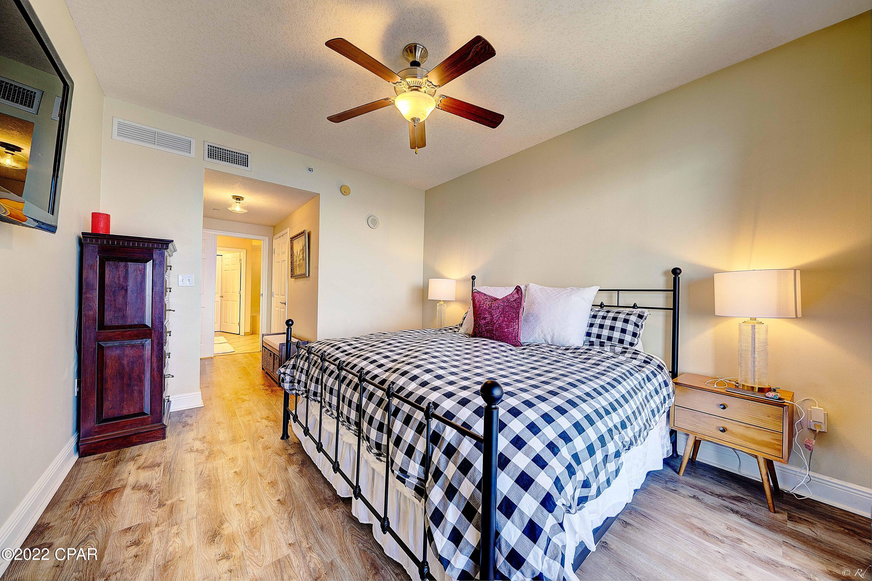 Magnolia Bay Club - Residential