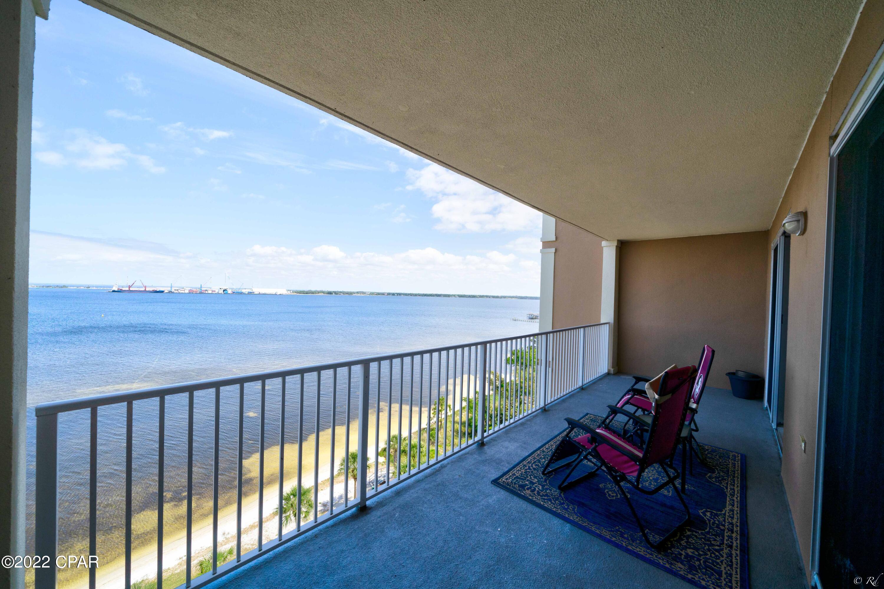 Magnolia Bay Club - Residential