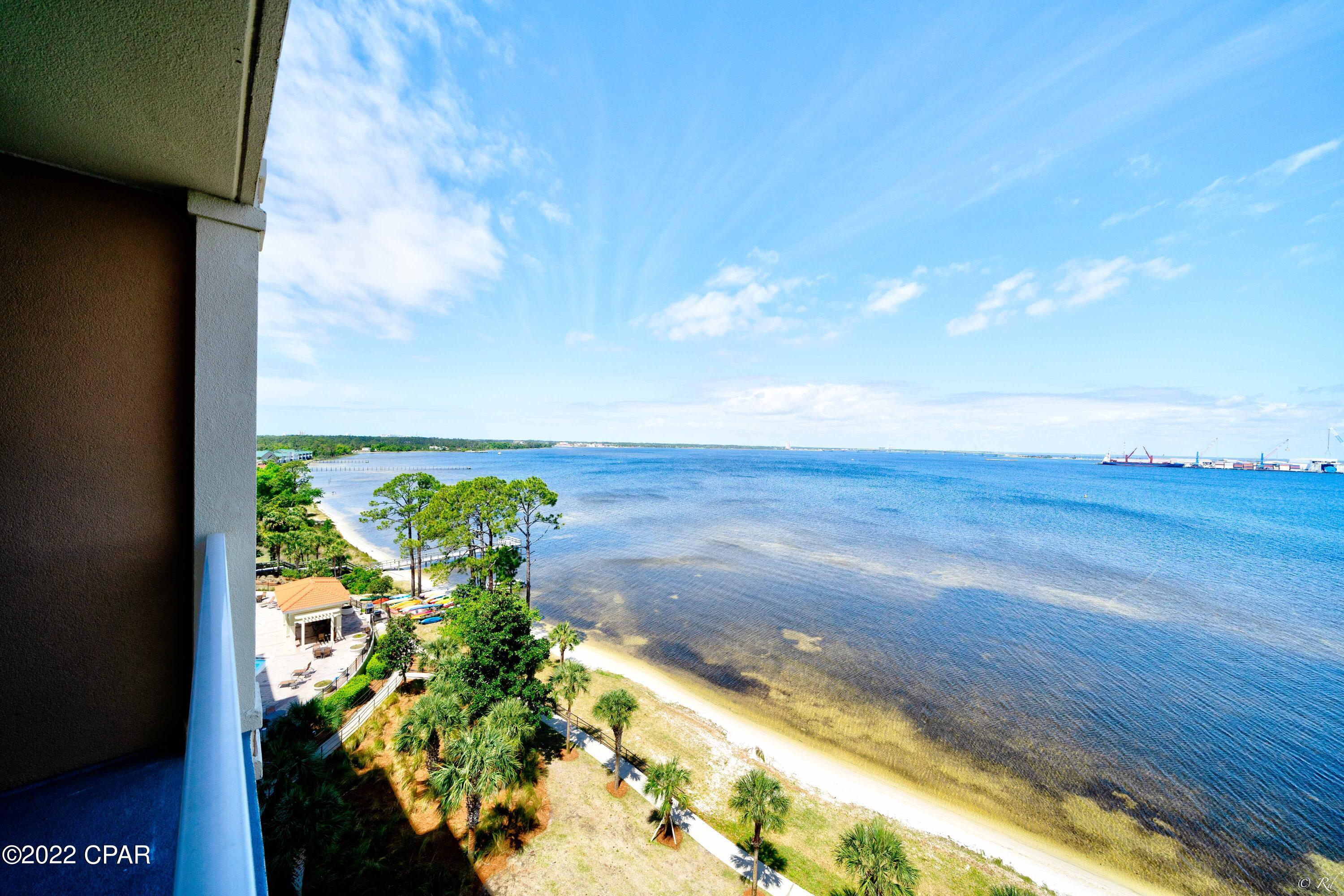 Magnolia Bay Club - Residential